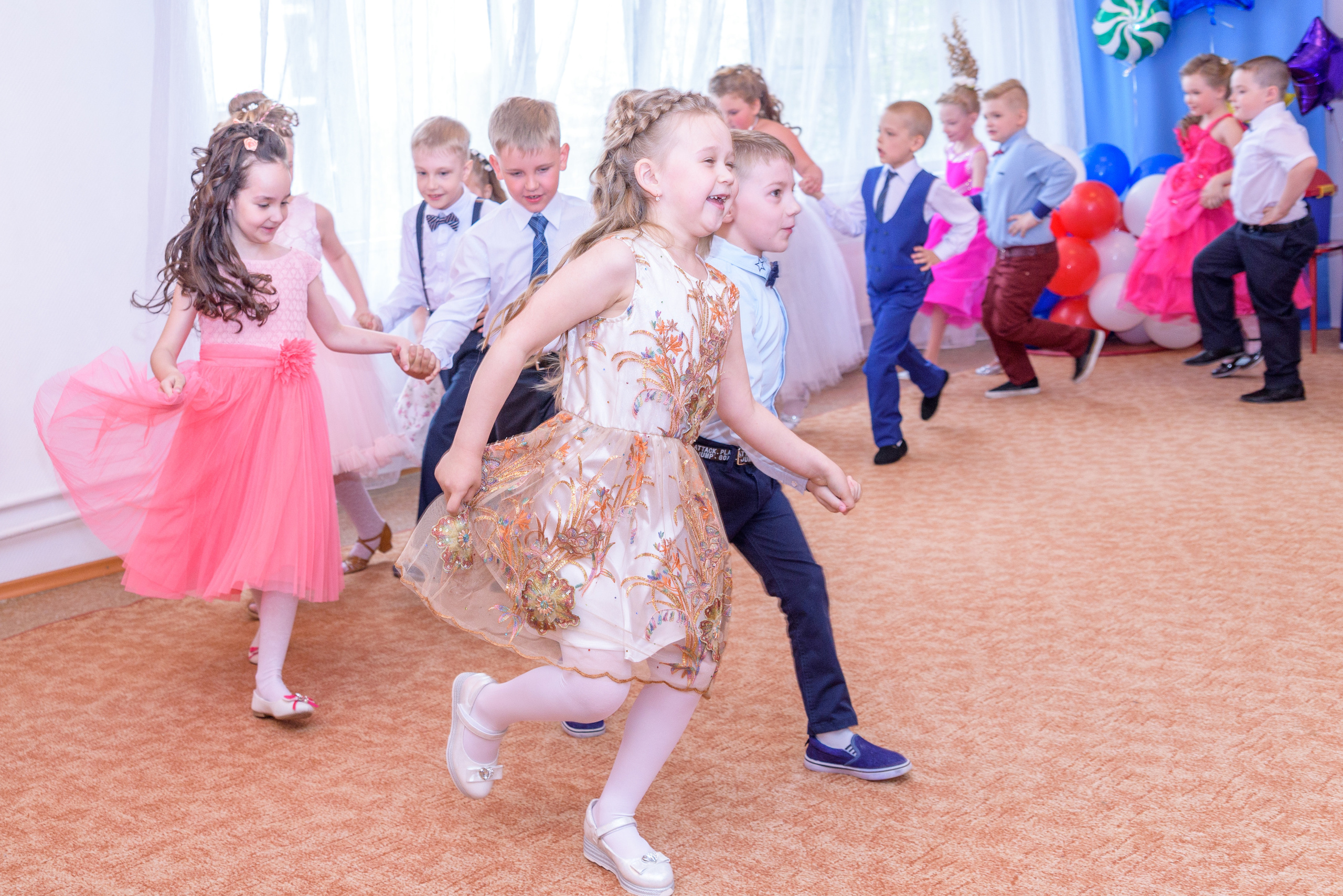 Выпускной праздник. Детский и школьный фотограф Екатерина Гонтаренко Новокузнецк