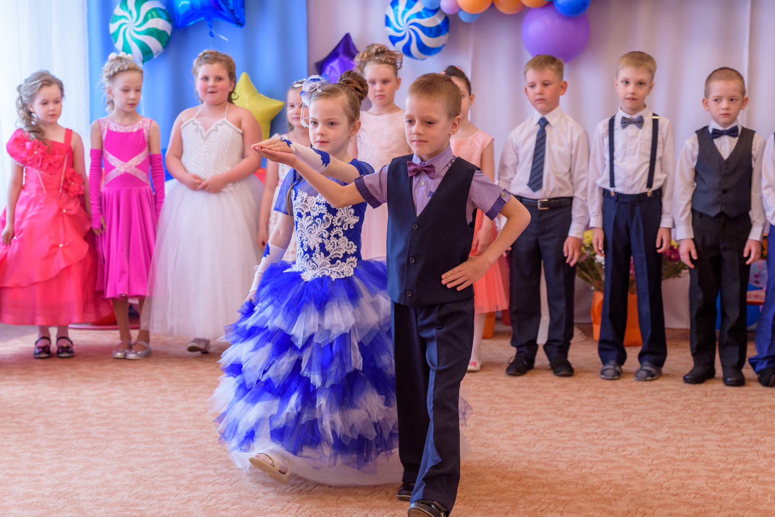 Выпускной праздник. Детский и школьный фотограф Екатерина Гонтаренко Новокузнецк