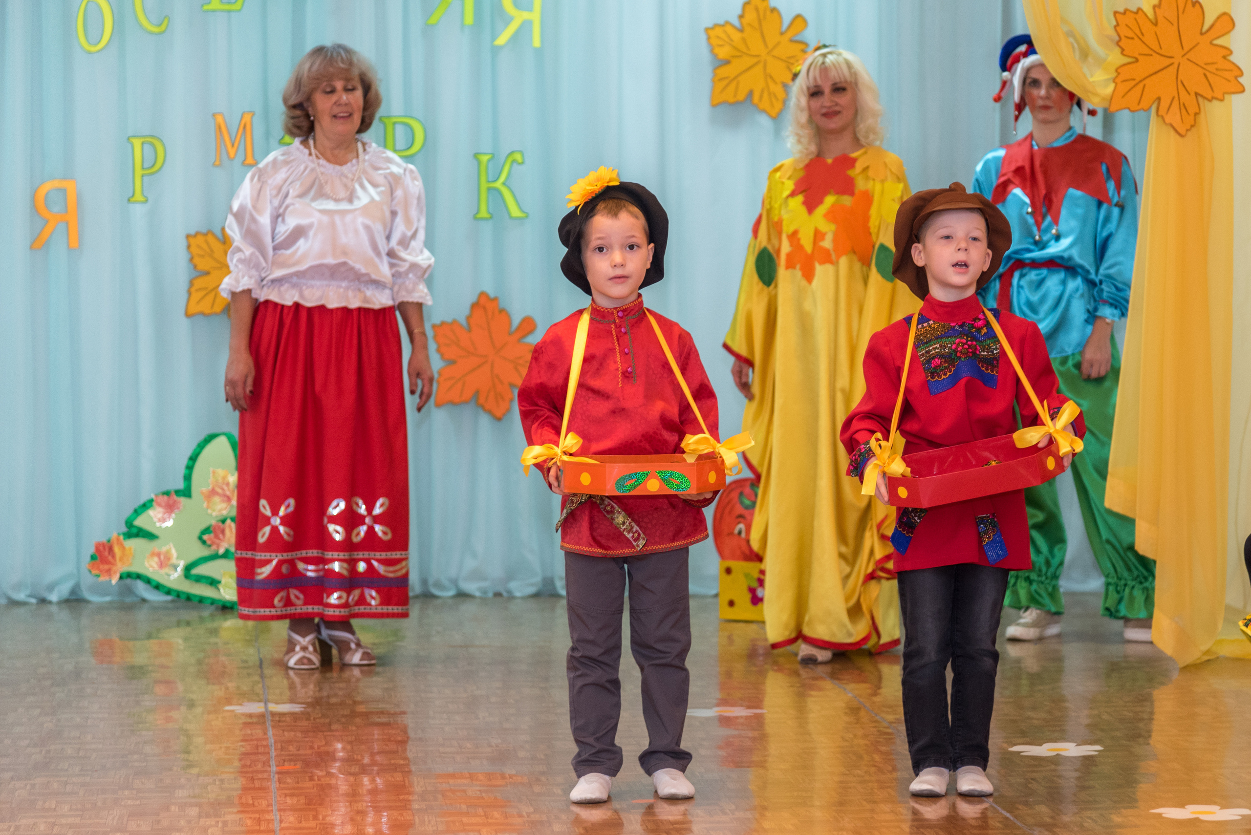 Осенние и новогодние праздники. Детский и школьный фотограф Екатерина Гонтаренко Новокузнецк