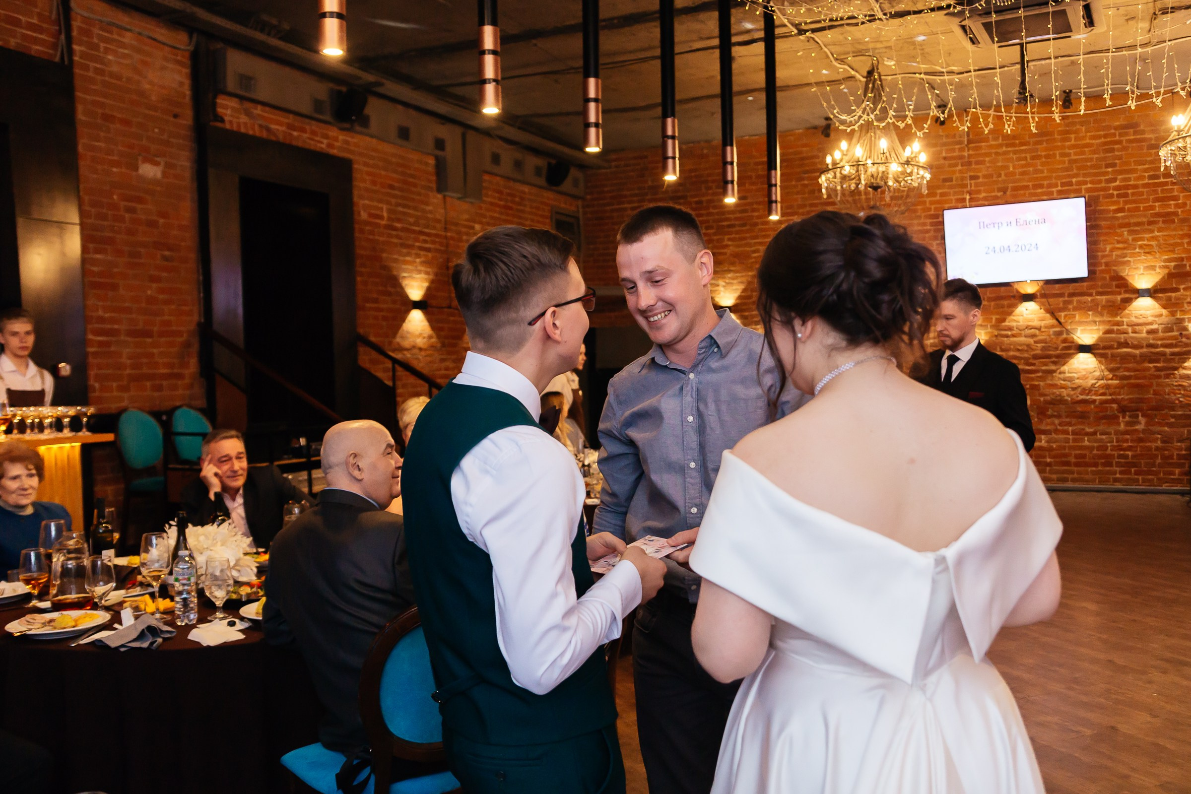 24.04.24 Петр & Елена. Свадебный и семейный фотограф в Новосибирске Дарья Кель