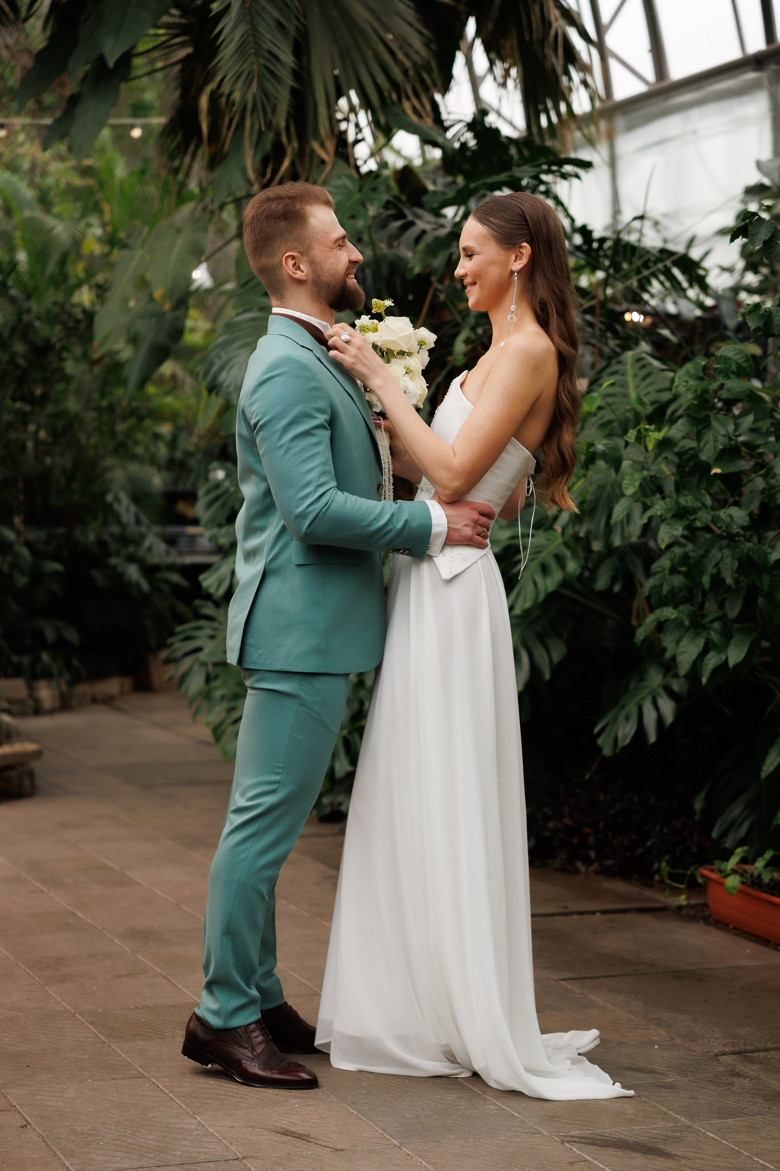 Свадебная прогулка в оранжерее. Питер. Свадебный и семейный фотограф в Москве Красинская Мария