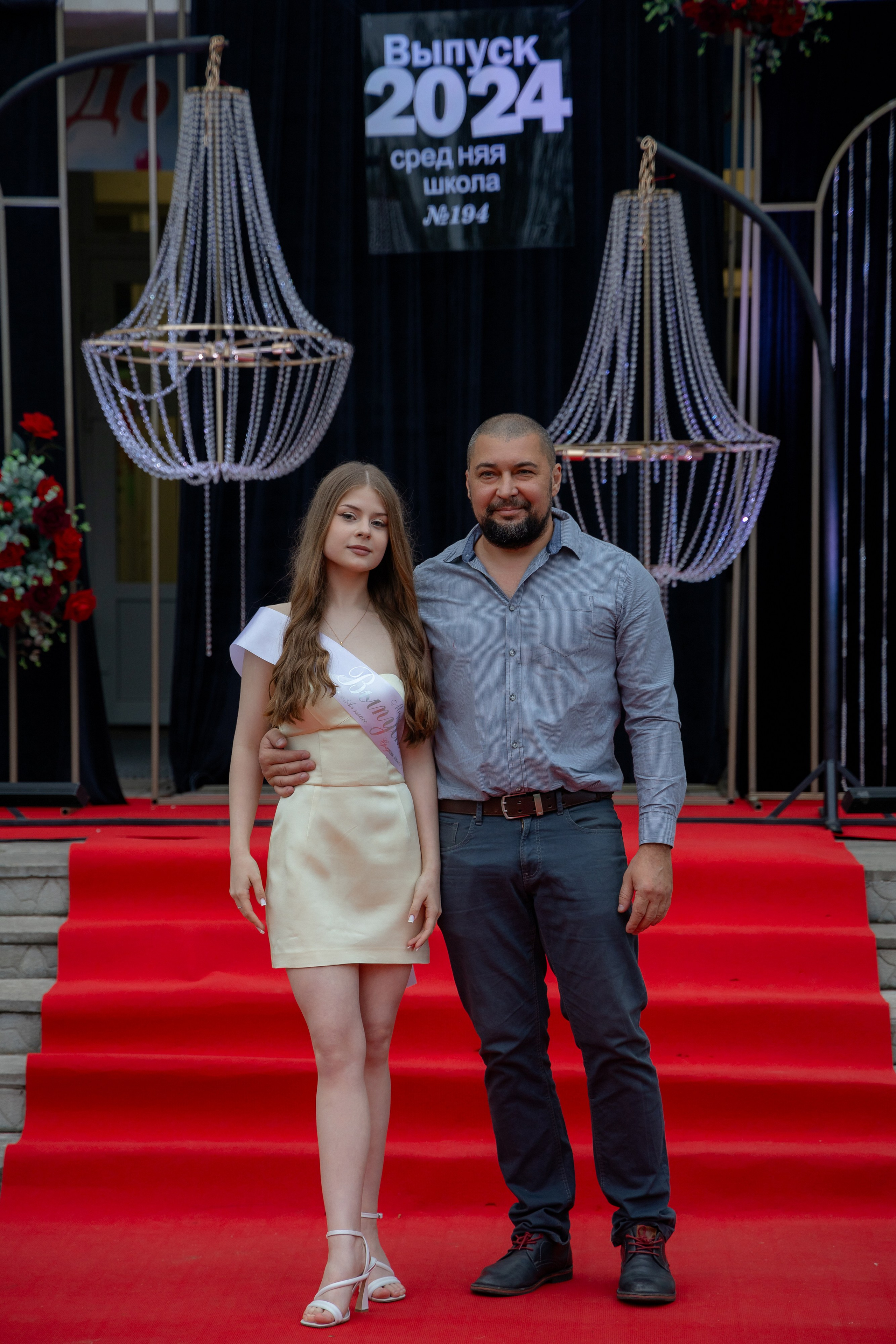 Школьный выпускной 2024 год в Соколе (Минск). Свадебный фотограф в Минске/Беларуси Сергей Спиридонов