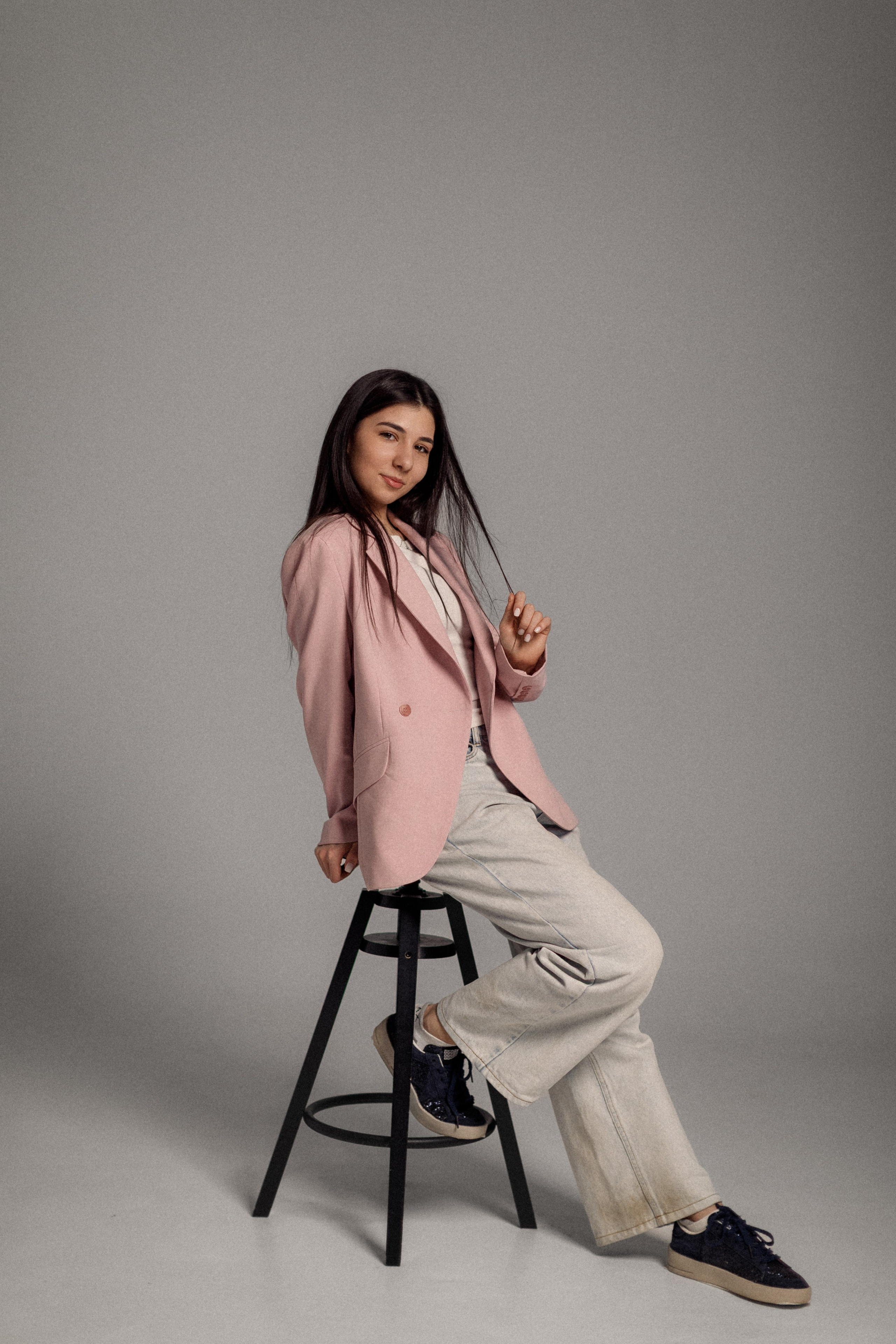 Фотосессия сестёр в студии. Фотограф во Владикавказе Юрий Геворгизов