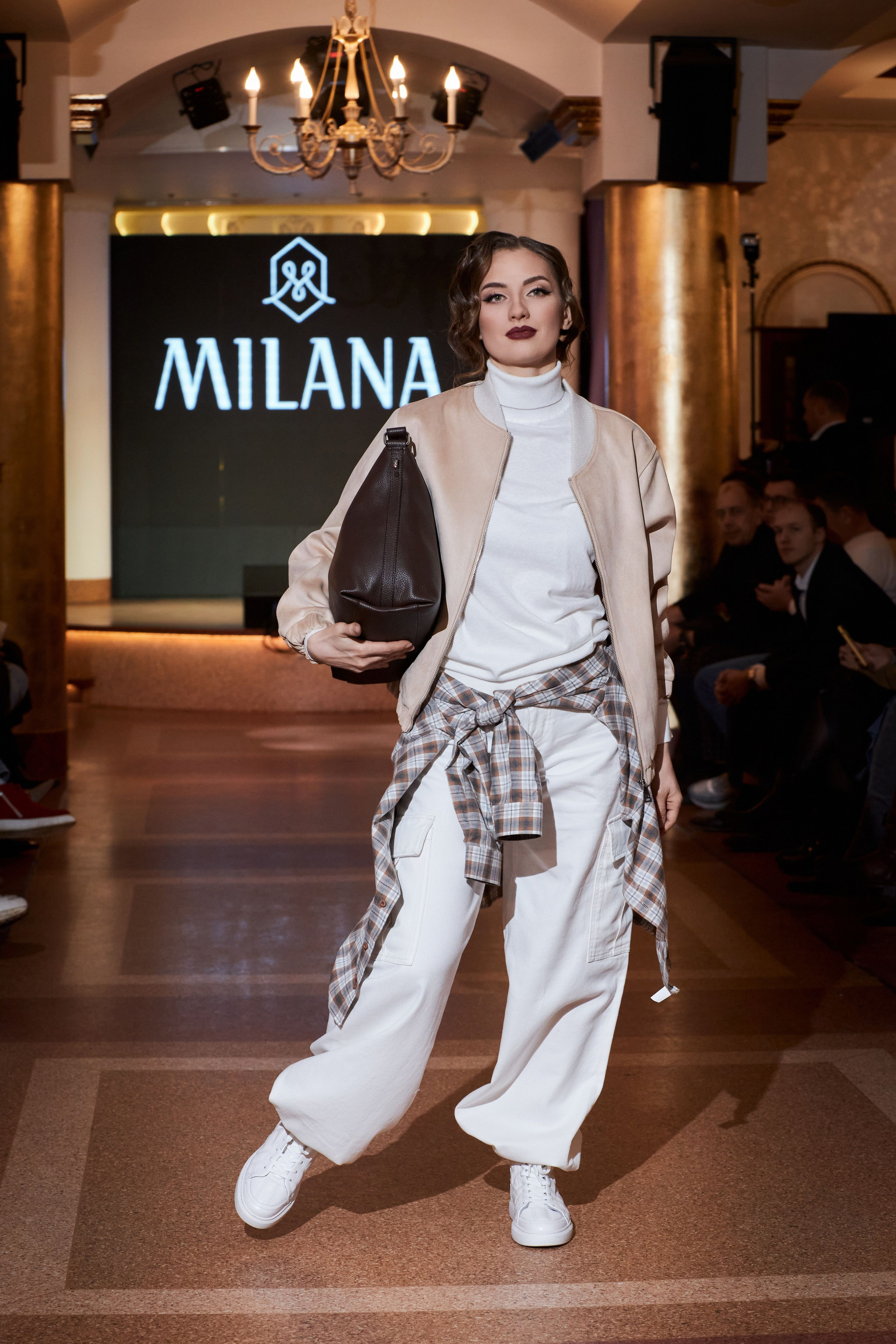 Modeling+. Fasion-show «Зима в городе» 2024. Фотограф Алексей Яковлев