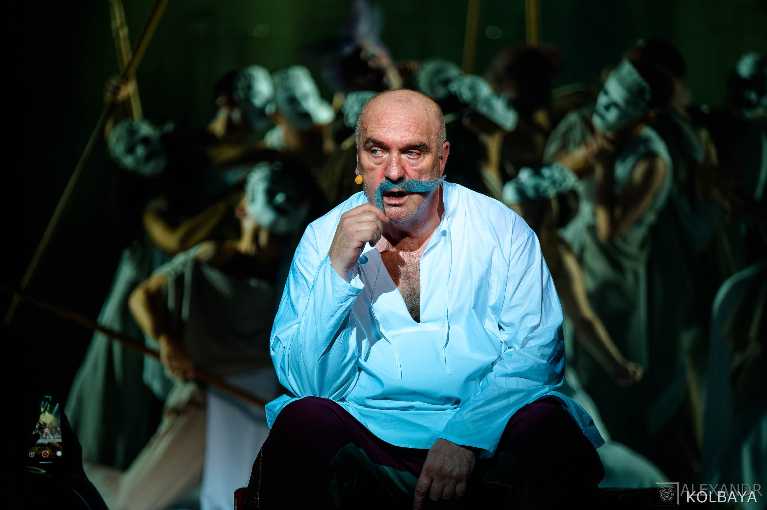 Фоторепортаж со спектакля Ревизор. Концертный и театральный репортажный фотограф в Москве Александр Колбая