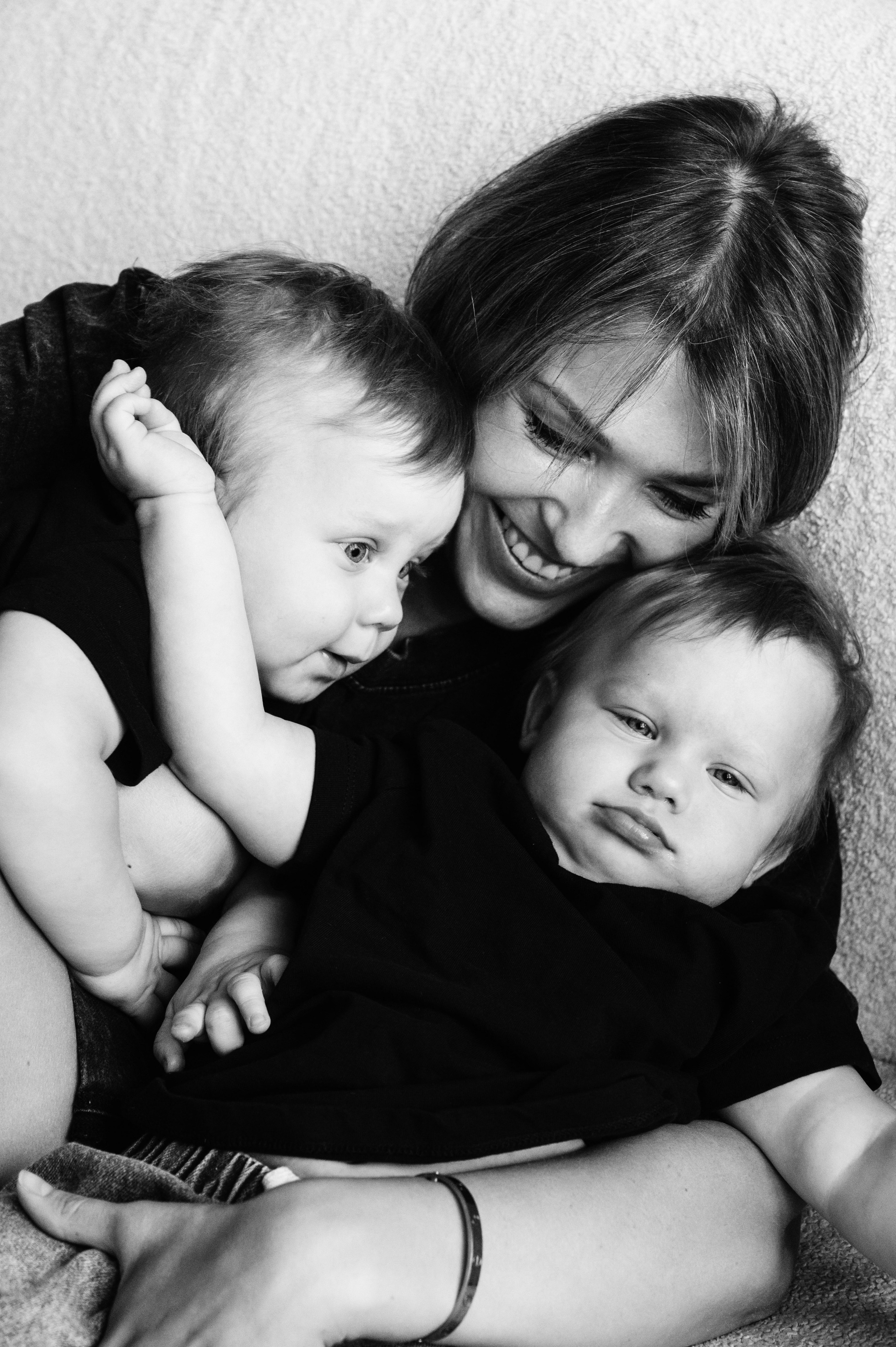 Алина. Профессиональный фотограф беременности в СПБ. Стильные фотосессии беременности в стиле минимализм и классическая фотография