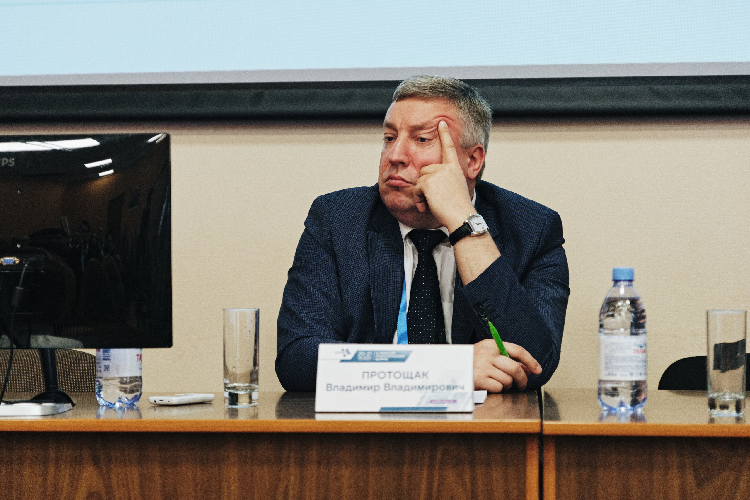 Репортажная фотосъемка Невского урологического форума в Санкт-Петербурге. Семейные и свадебные фотосессии в СПб, в студии, на улице, на природе