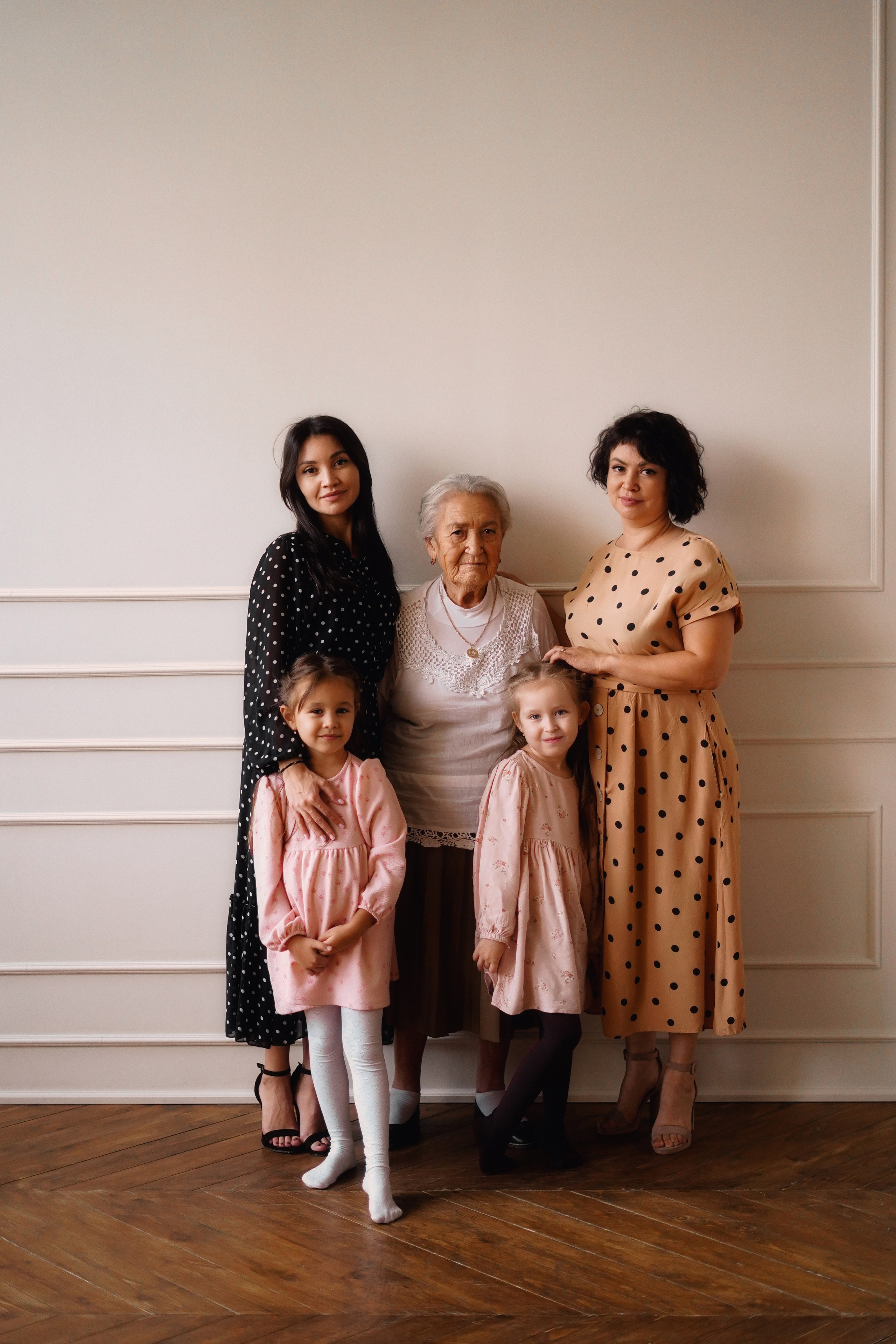 Нина Арина Нелли и николь. Фотограф Валерия Крахмалева