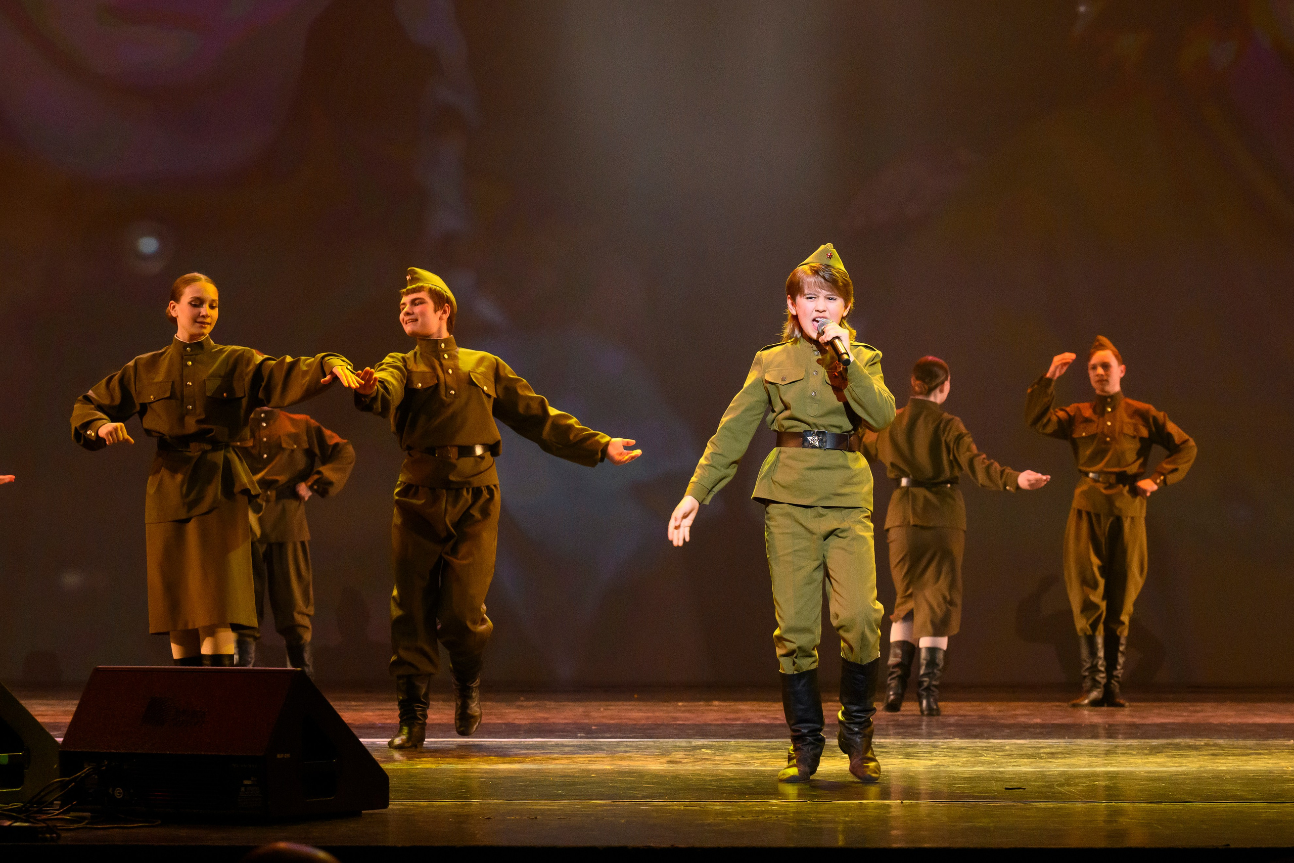 23 апреля, часть 2, БКЗ Октябрьский, г. Санкт-Петербург. Золотое яблочко