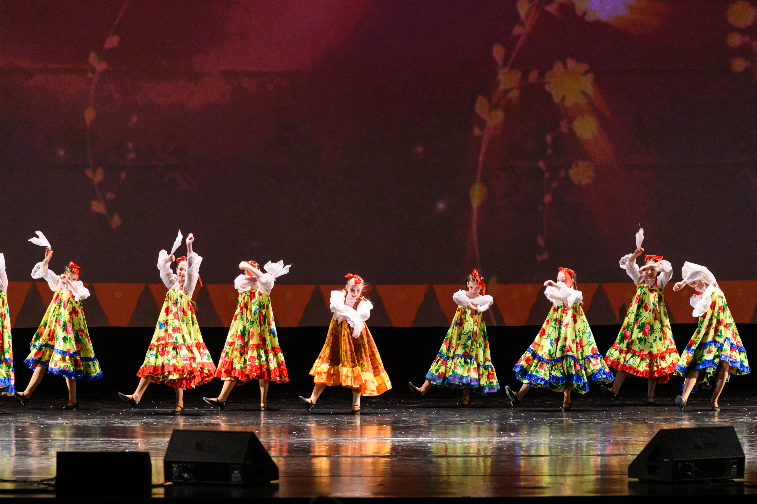 23 апреля, часть 2, БКЗ Октябрьский, г. Санкт-Петербург. Золотое яблочко