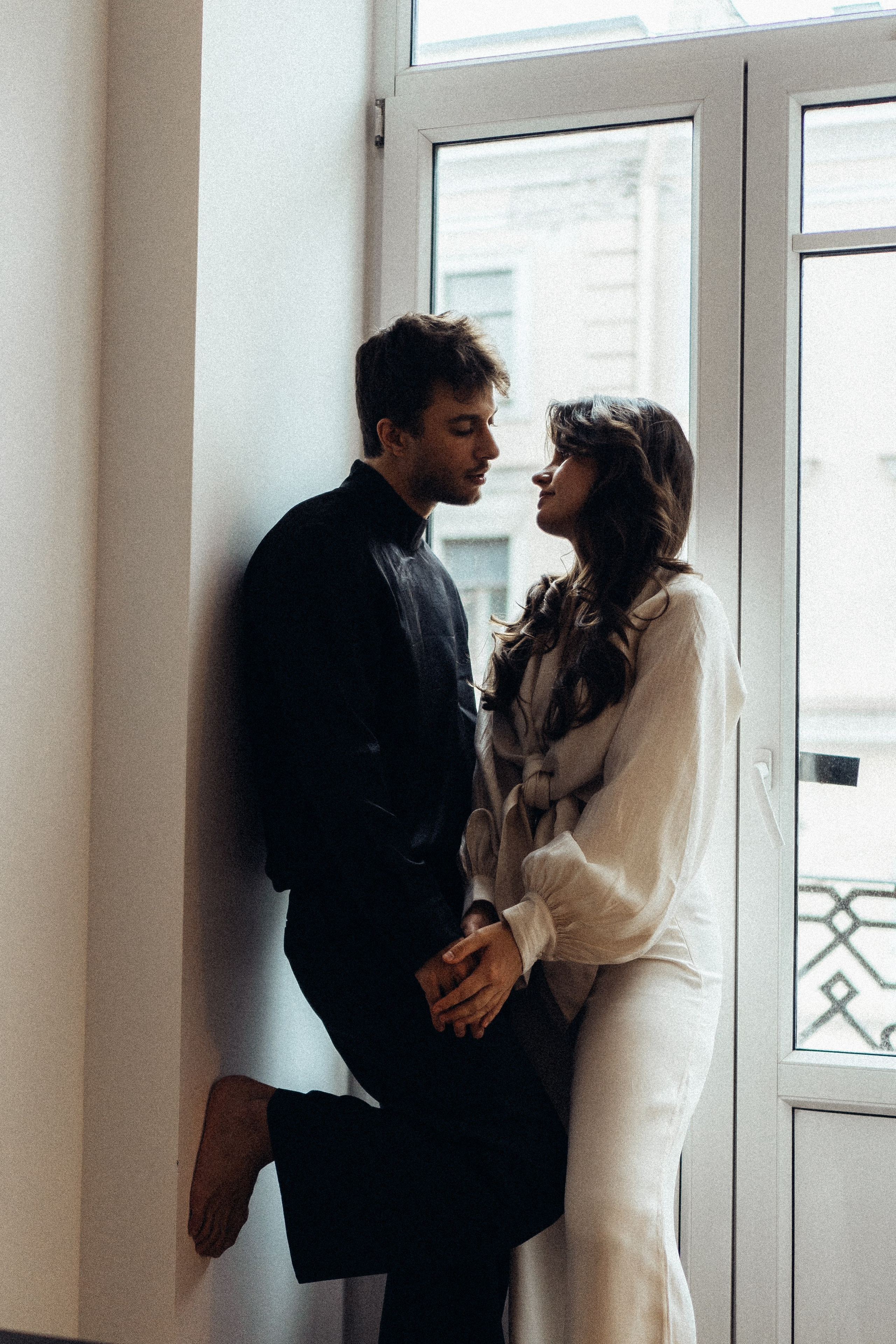 УТРО ЖЕНИХА И НЕВЕСТЫ В ПИТЕРСКОЙ КВАРТИРЕ И СЬЕМКА С СВАДЕБНЫХ ОБРАЗАХ. Профессиональный фотограф, Санкт-Петербург — Виктория Богомолова