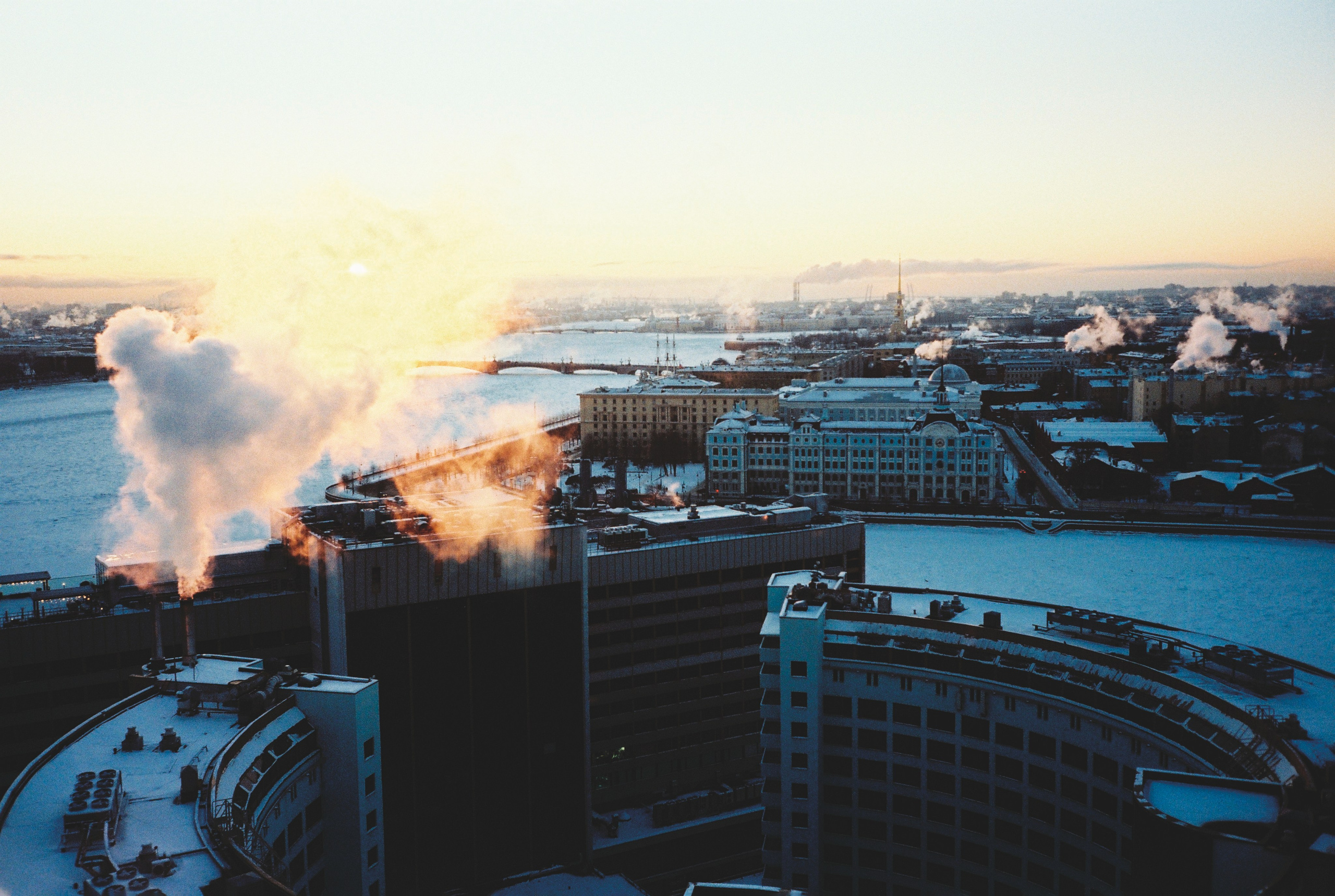 Фотографии цветные. Свадебный и семейный пленочный фотограф в Петербурге Истомина Ирина