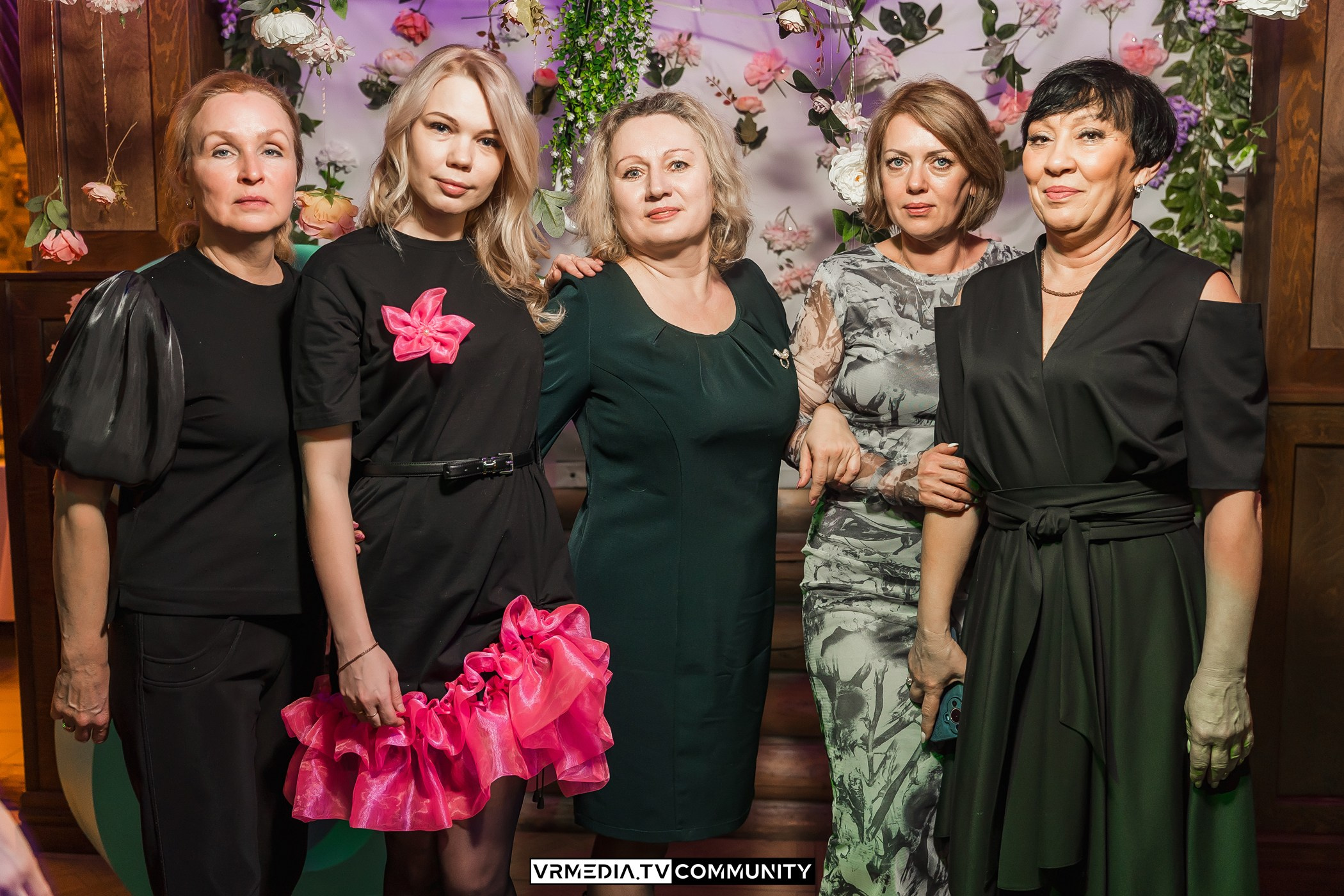 Международный женский день в кафе «У Петровича»