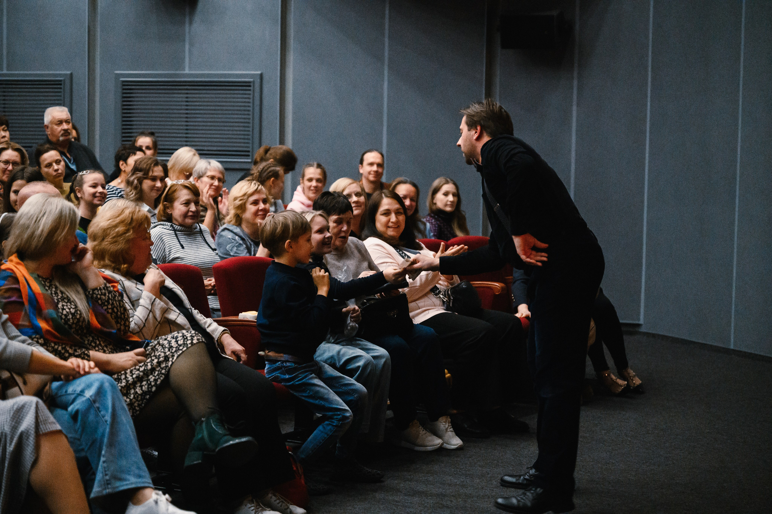 Театр кукол: «Птифуры. Бабушки». Свадебный и просто хороший фотограф в Челябинске