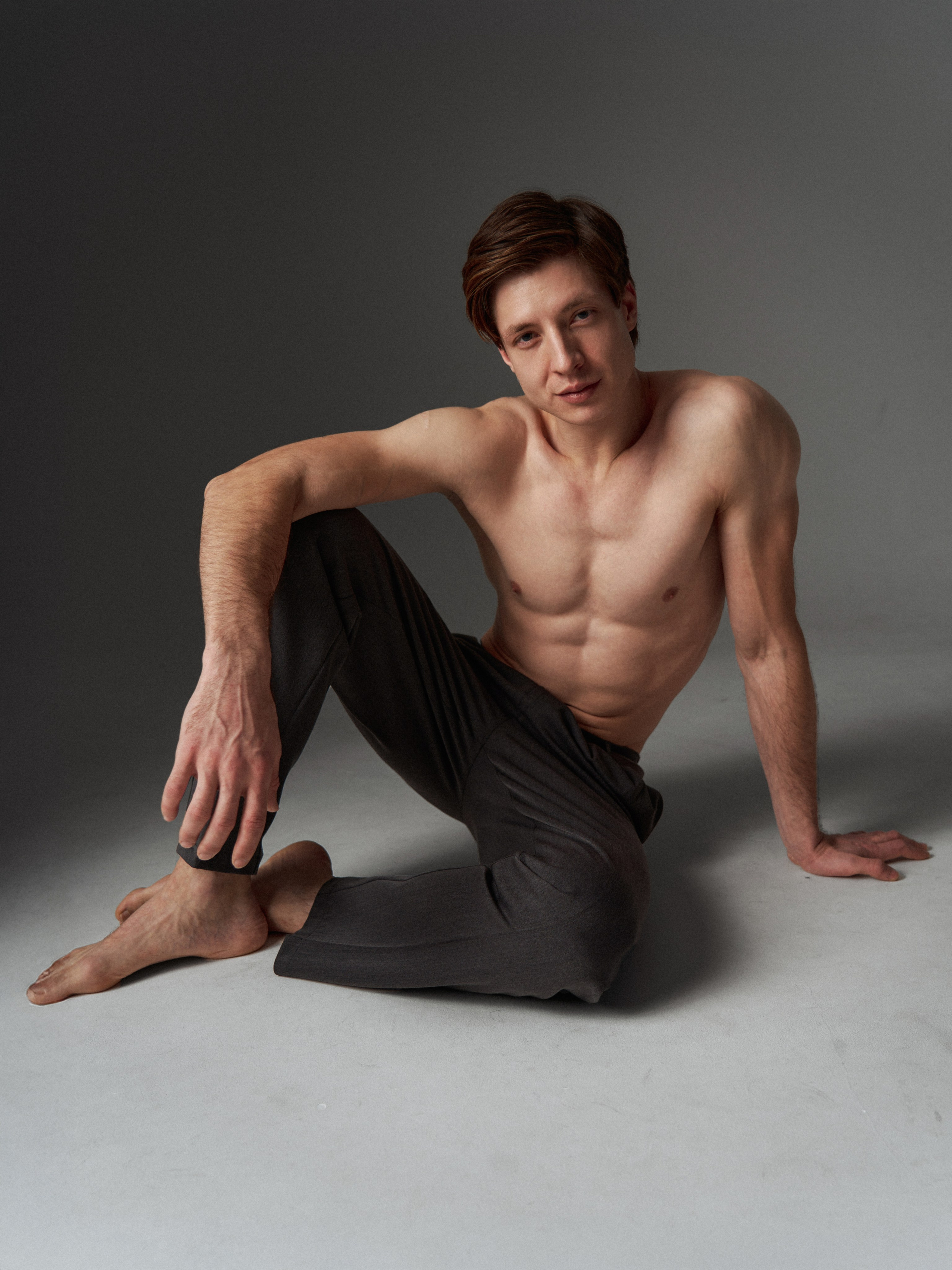 IVAN. Кирилл Гольцберг | фотограф для брендов одежды и бизнеса