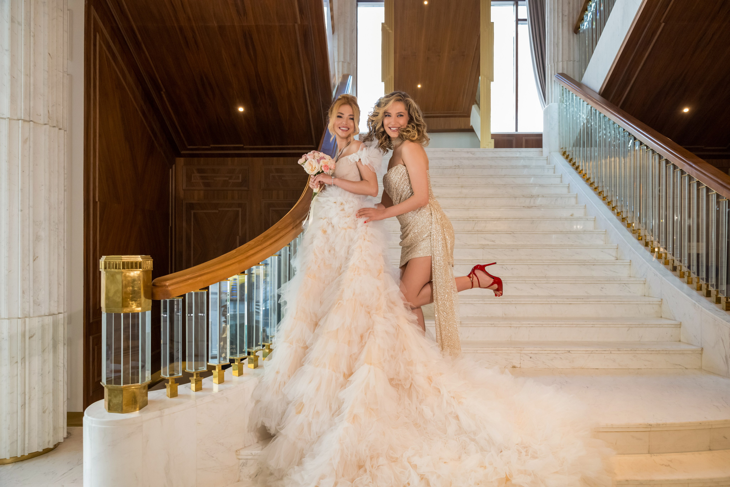 Виктор & Кристина. Семейный и контент фотограф в Москве Alira