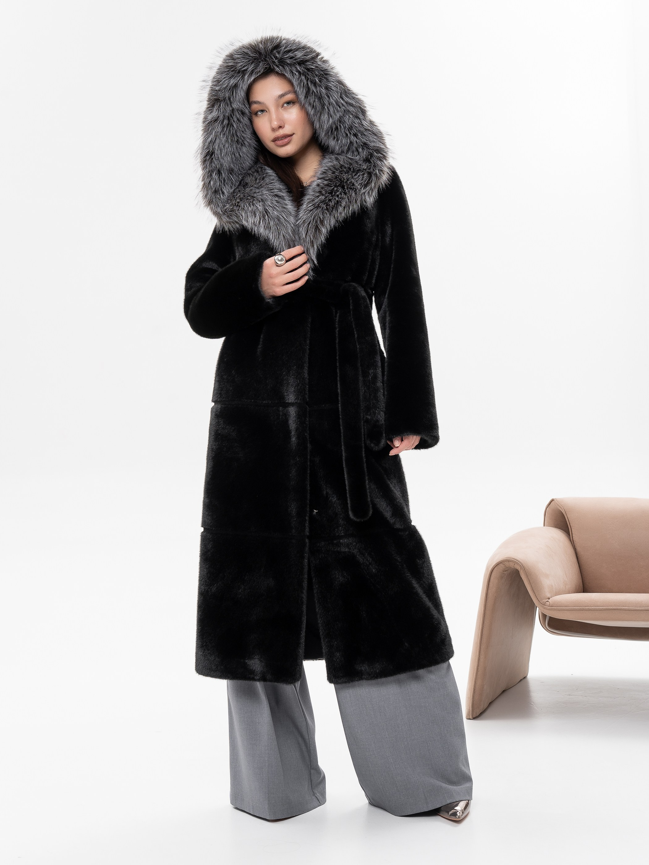 Верхняя одежда. Фотограф Ирина Козлова