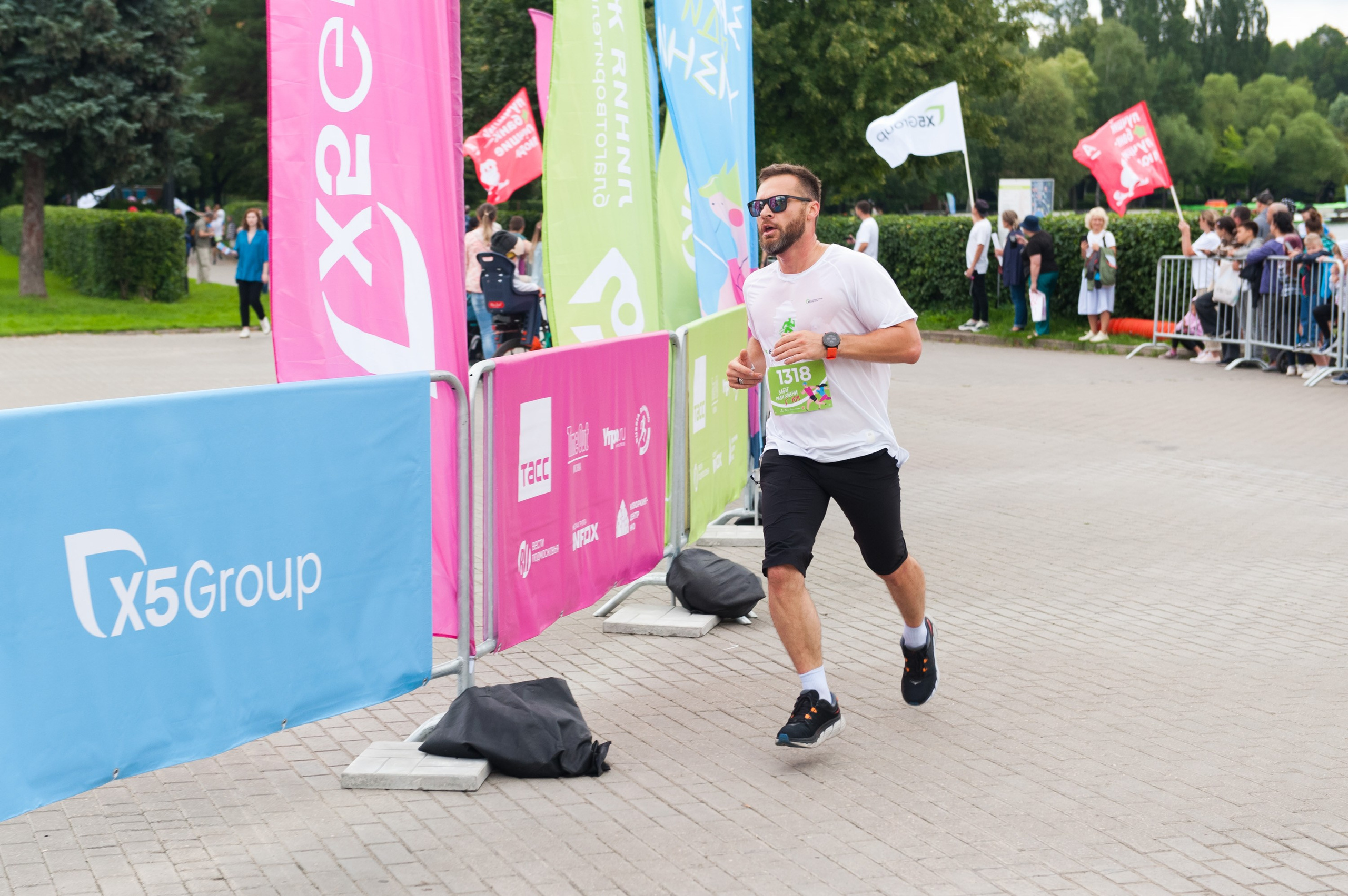 Корпоративное. Забег X5 Retail Group. Репортажный фотограф и видеограф Слава Думчев. Тимбилдинги, отчетники, корпоративы