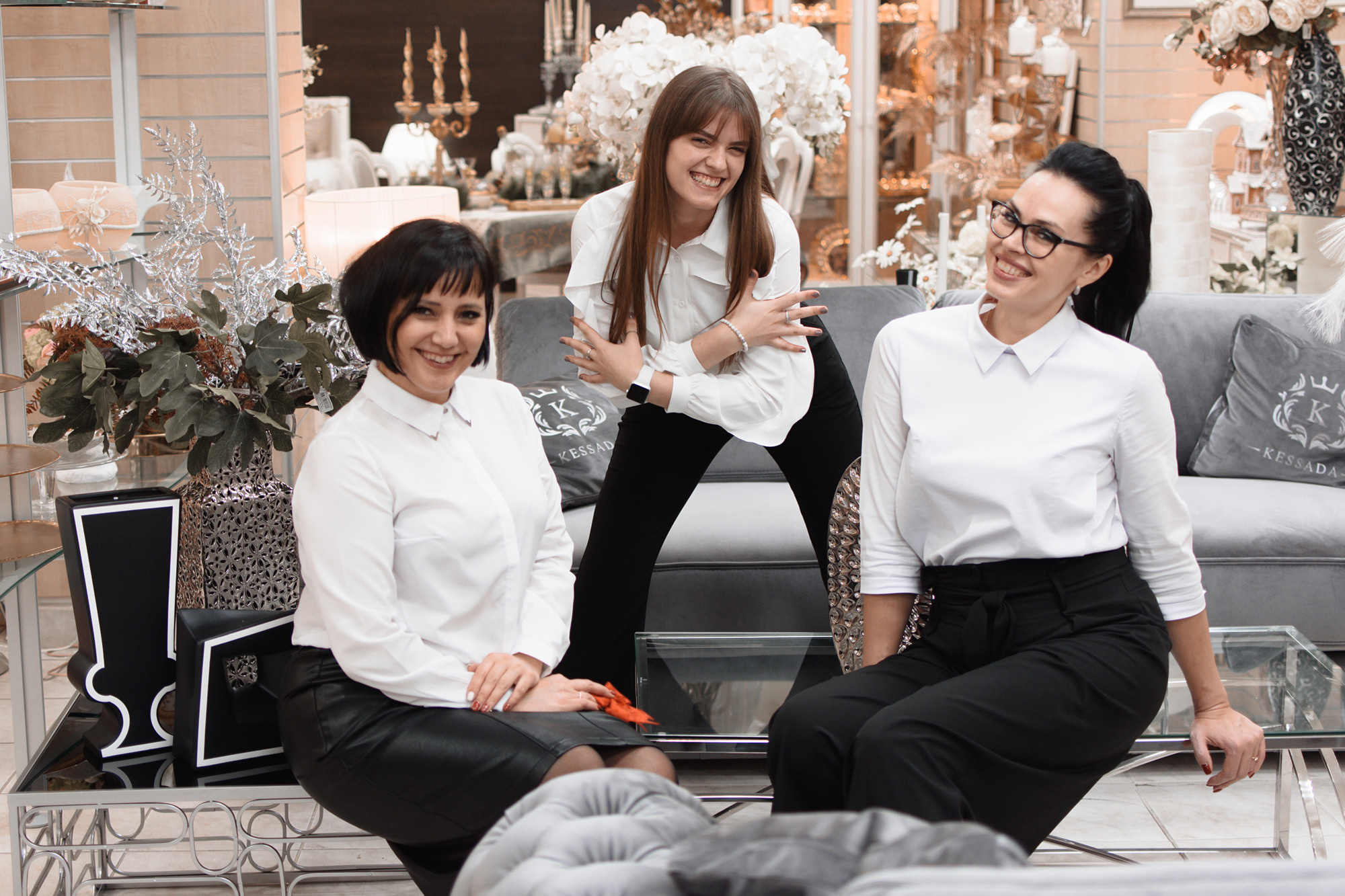 Сеть магазинов «Милано» празднует свое 23 летие. Evgeniy Roslov