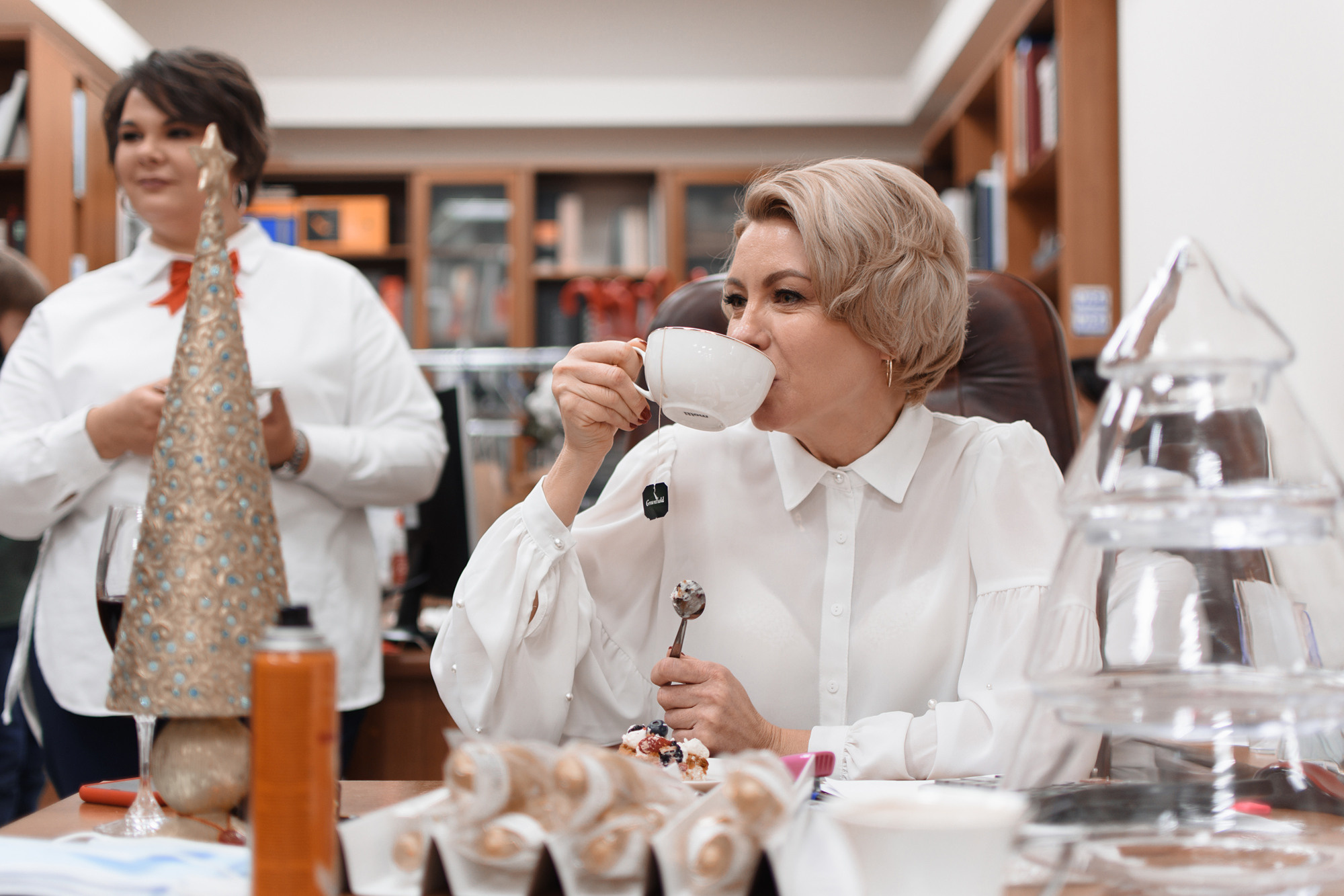 Сеть магазинов «Милано» празднует свое 23 летие. Evgeniy Roslov