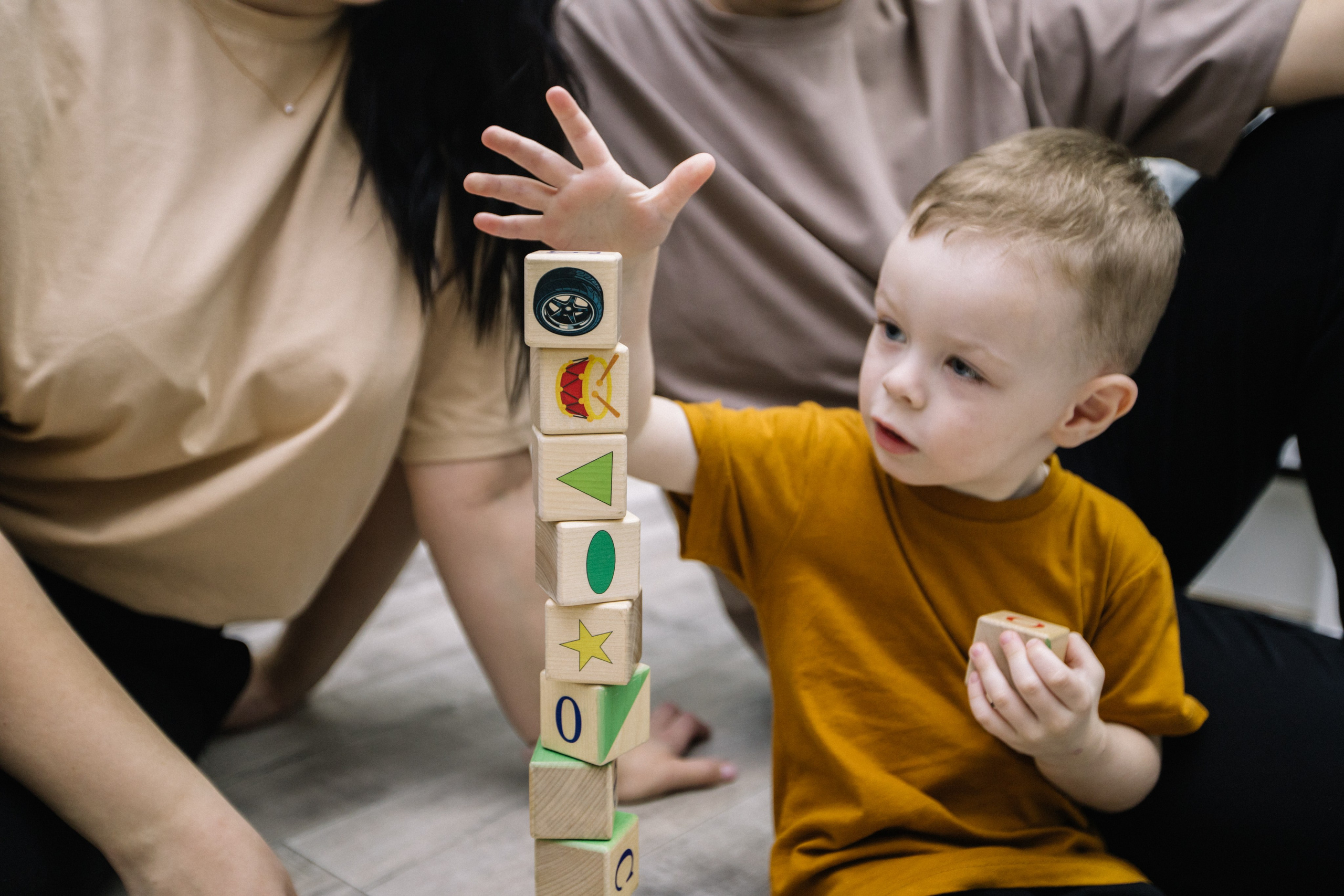 Ярослав + Юля + Егор. Главная