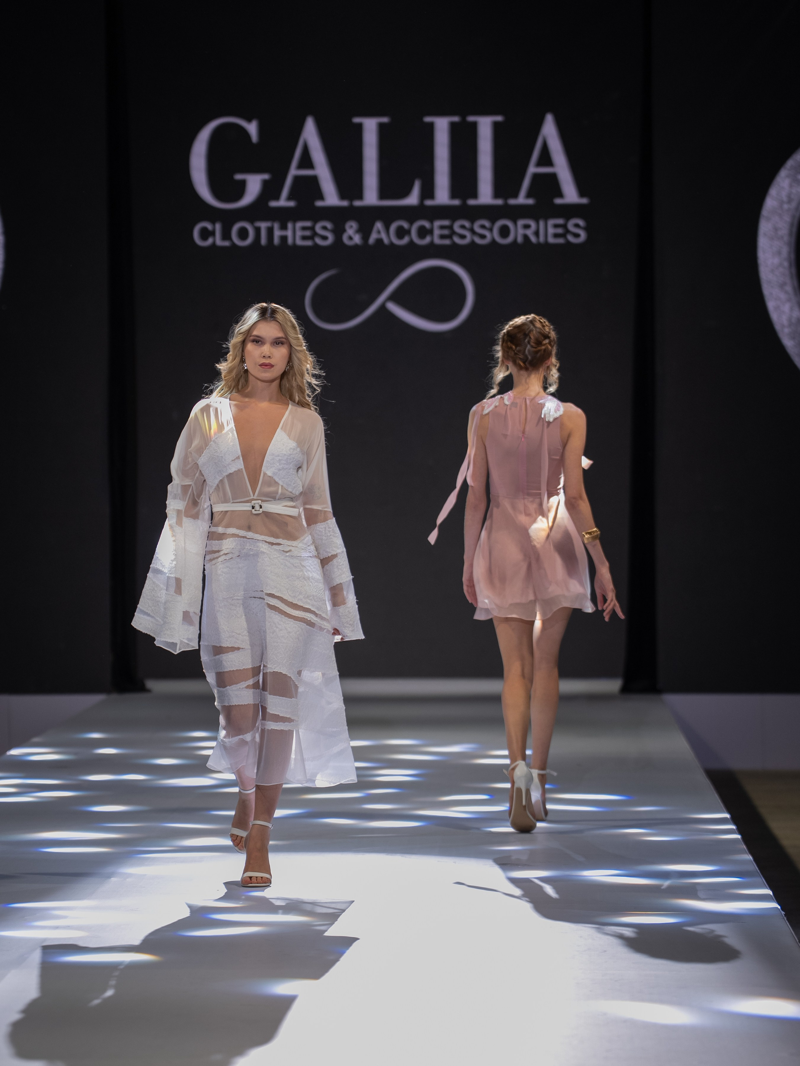 EURASIAN FASHION WEEK Galia. Сайт Алматинского НЮ АРТ, будуар и фэшн фотографа Дениса Карпенко