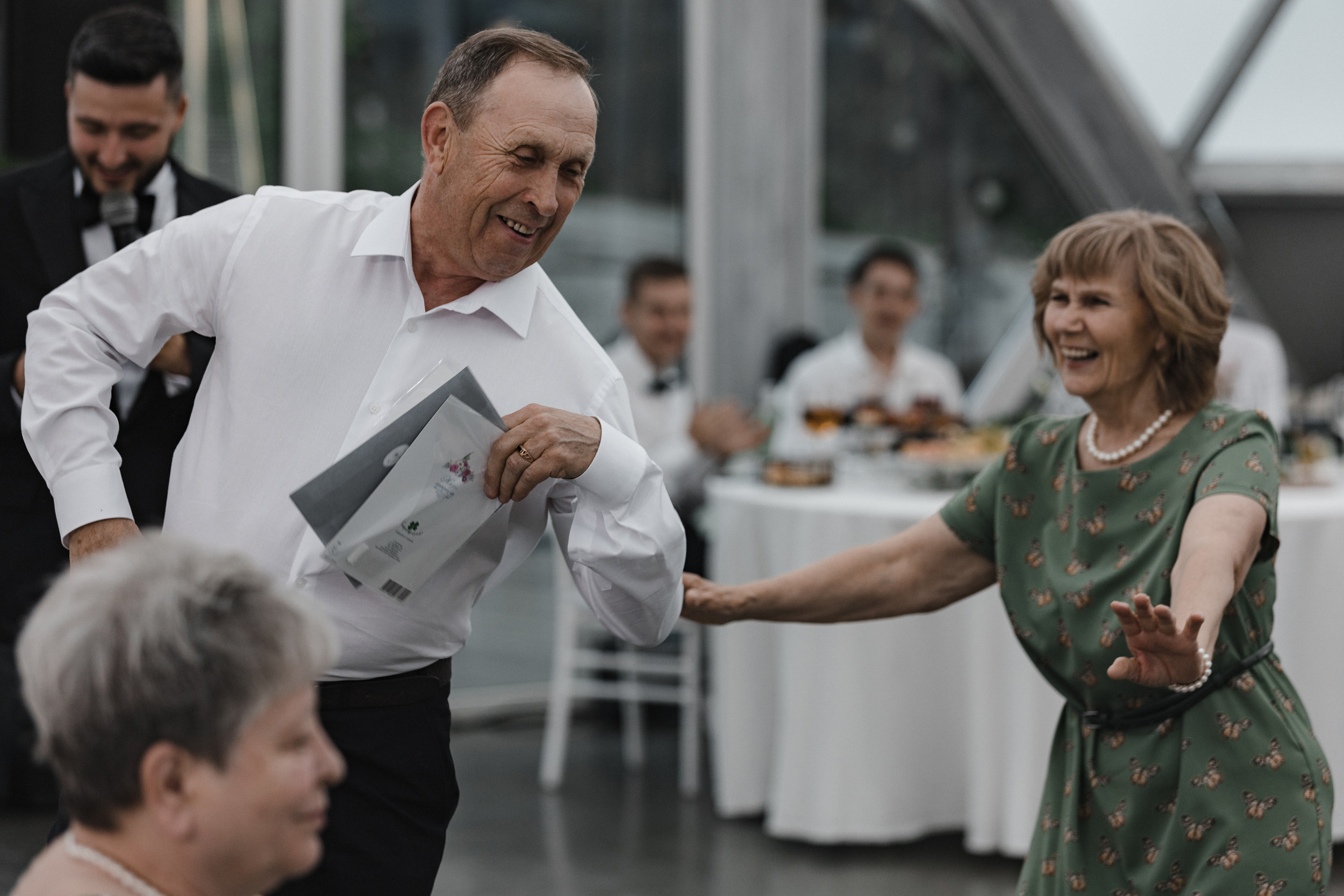 Leo + Liza. Антон Айрис | Anton Iris — стильно сниму твою свадьбу и депрессию