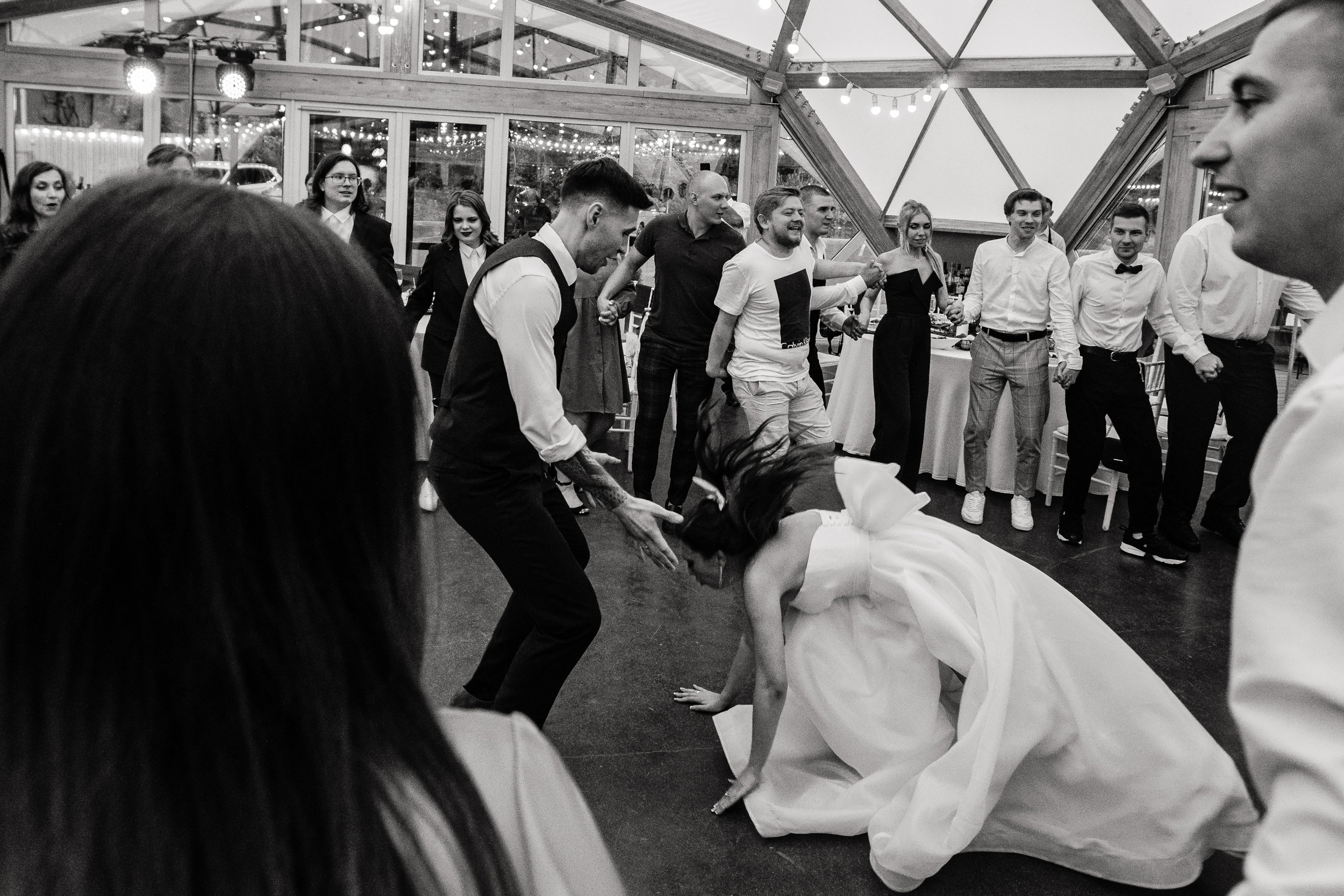 Leo + Liza. Антон Айрис | Anton Iris — стильно сниму твою свадьбу и депрессию