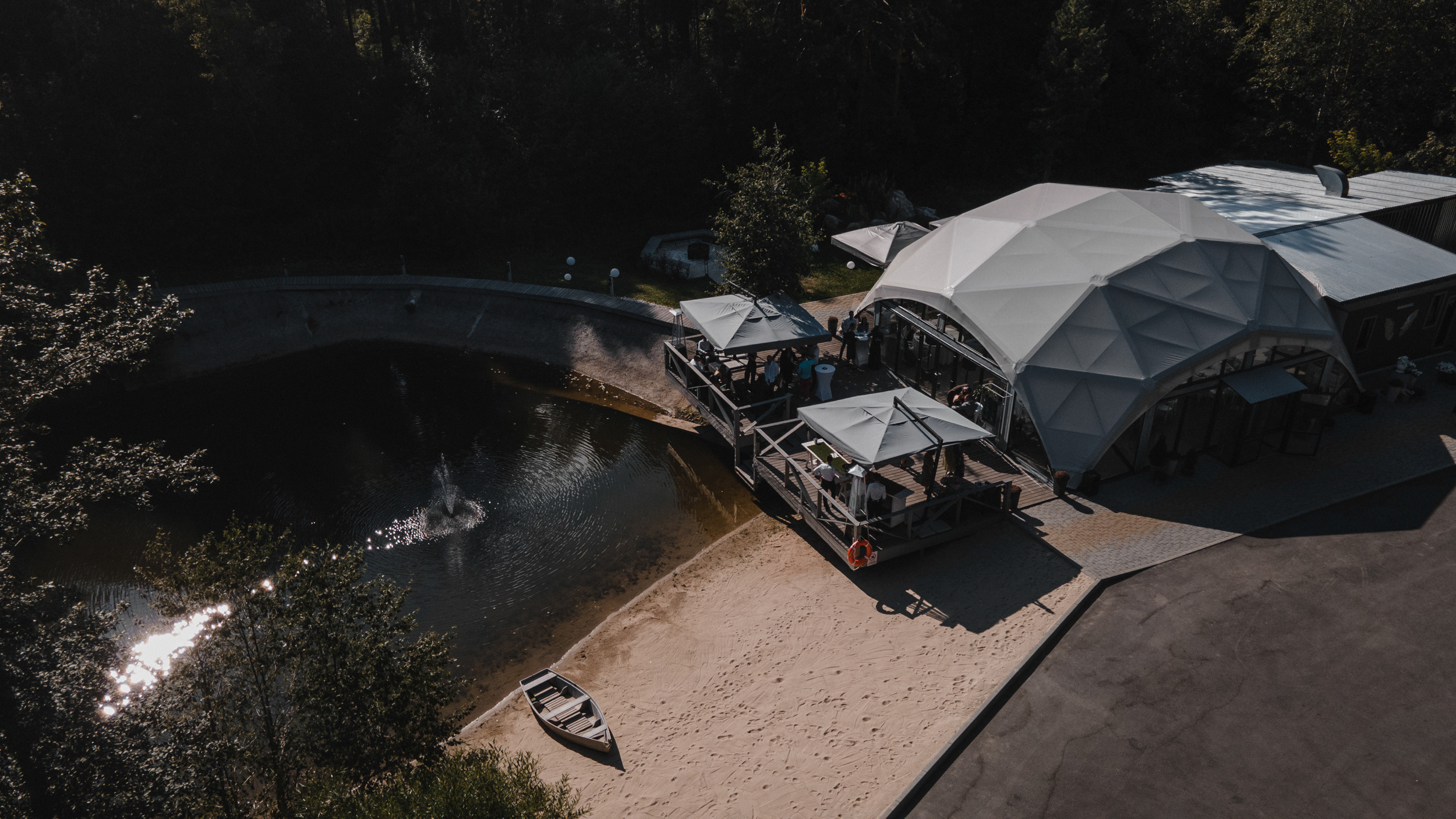 Leo + Liza. Антон Айрис | Anton Iris — стильно сниму твою свадьбу и депрессию