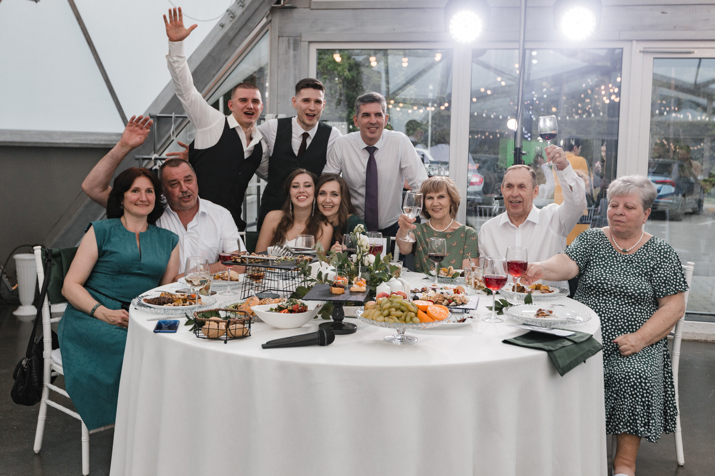 Leo + Liza. Антон Айрис | Anton Iris — стильно сниму твою свадьбу и депрессию