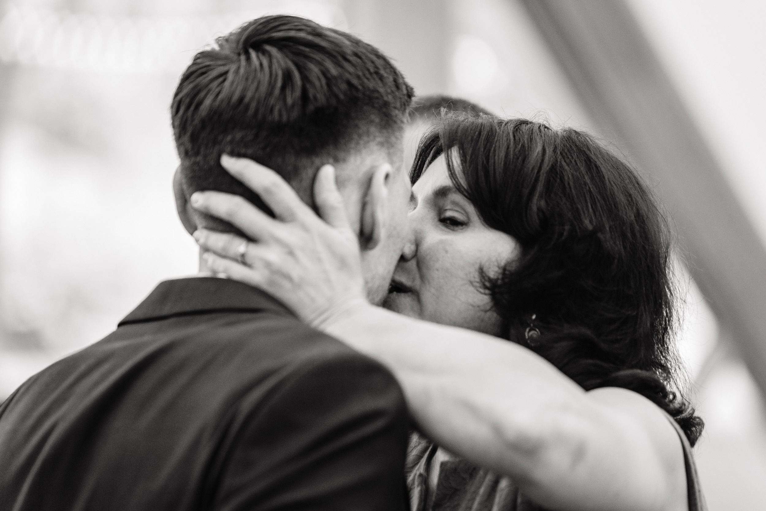 Leo + Liza. Антон Айрис | Anton Iris — стильно сниму твою свадьбу и депрессию