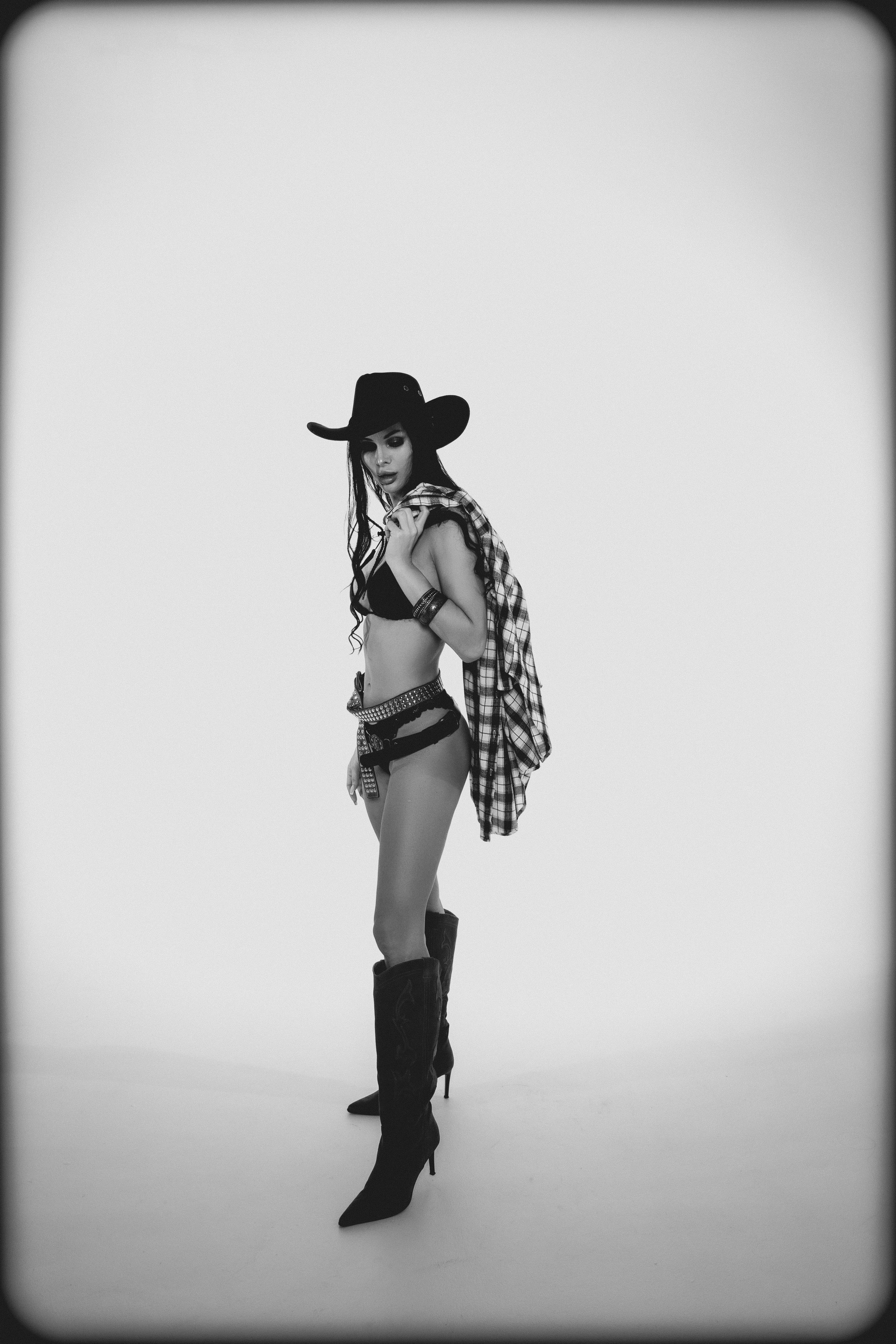 Анастасия Головерова профессиональный фотограф в Новосибирске, фотосессия под ключ в Новосибирске