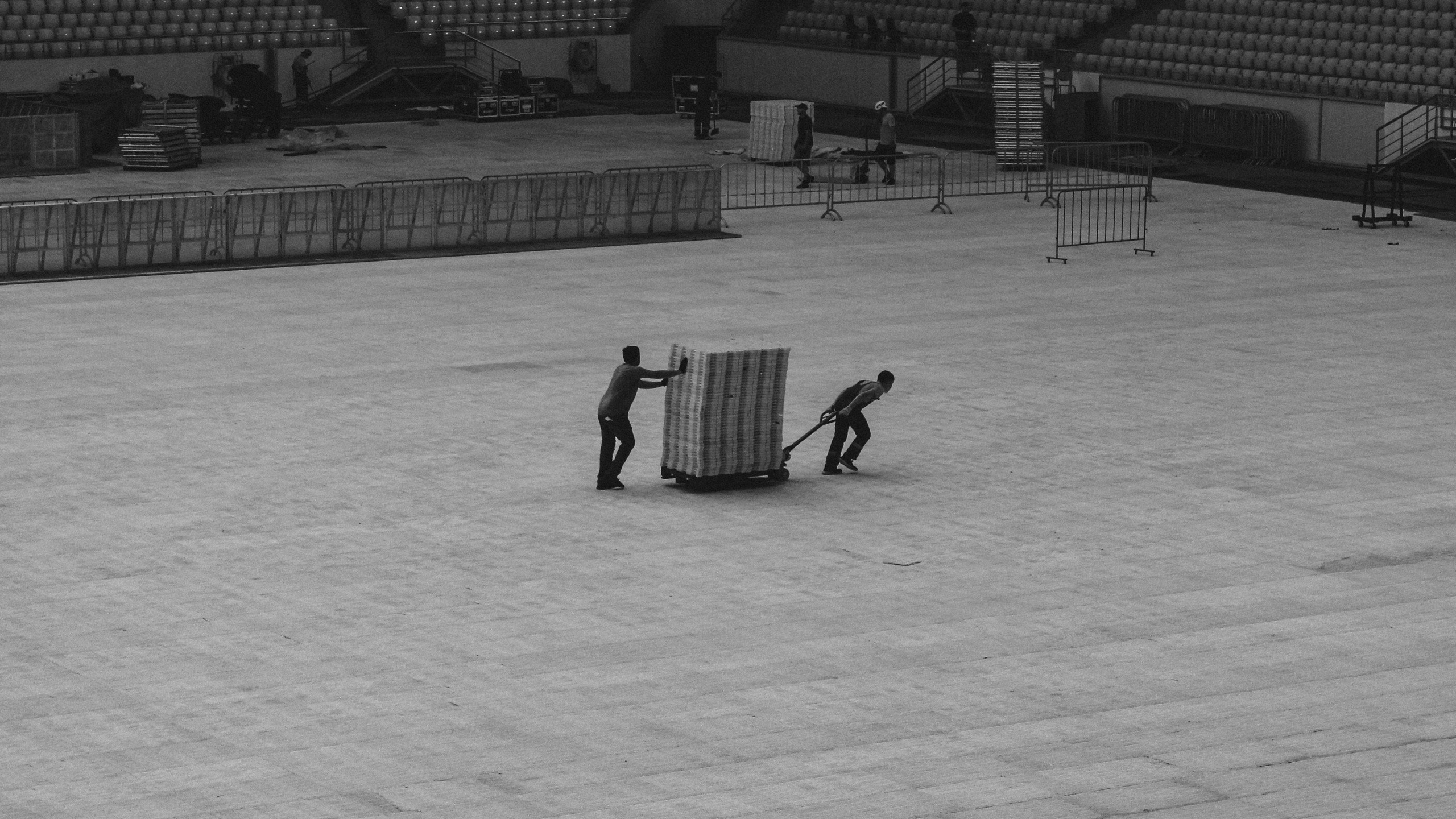 Stadium. Фотограф/дизайнер в Екатеринбурге Хитрый Дмитрий