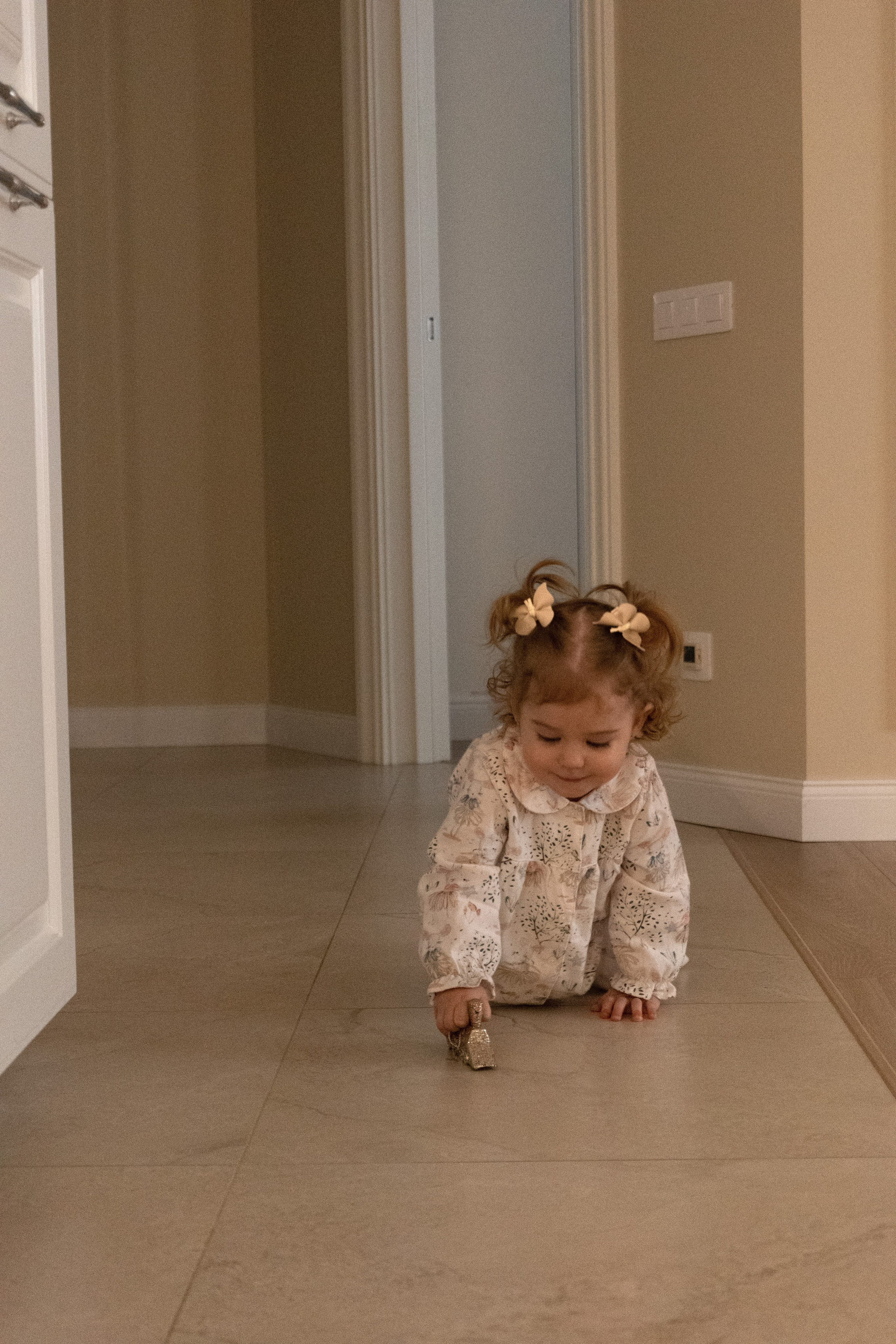 Семейная новогодняя фотосессия дома. Фотограф видеограф Ольга Василевская