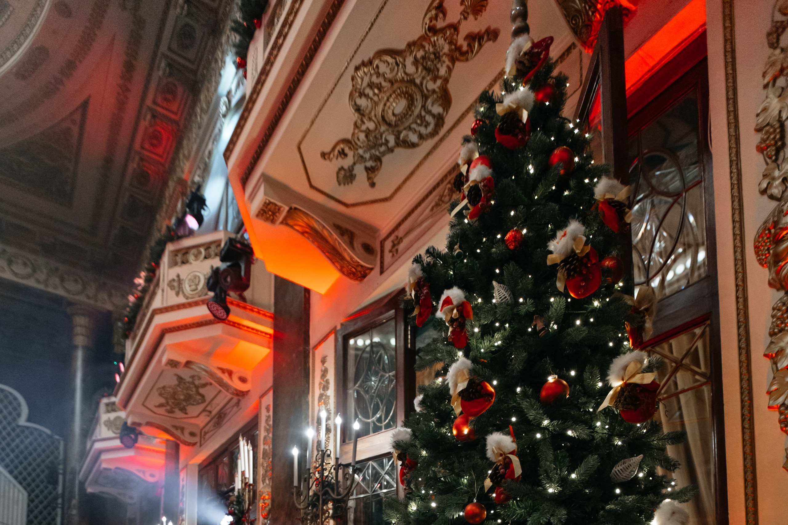 Первый клиентский банк «Бурлеск NY» Ресторан Яръ. Фотограф Москва Людмила Белова