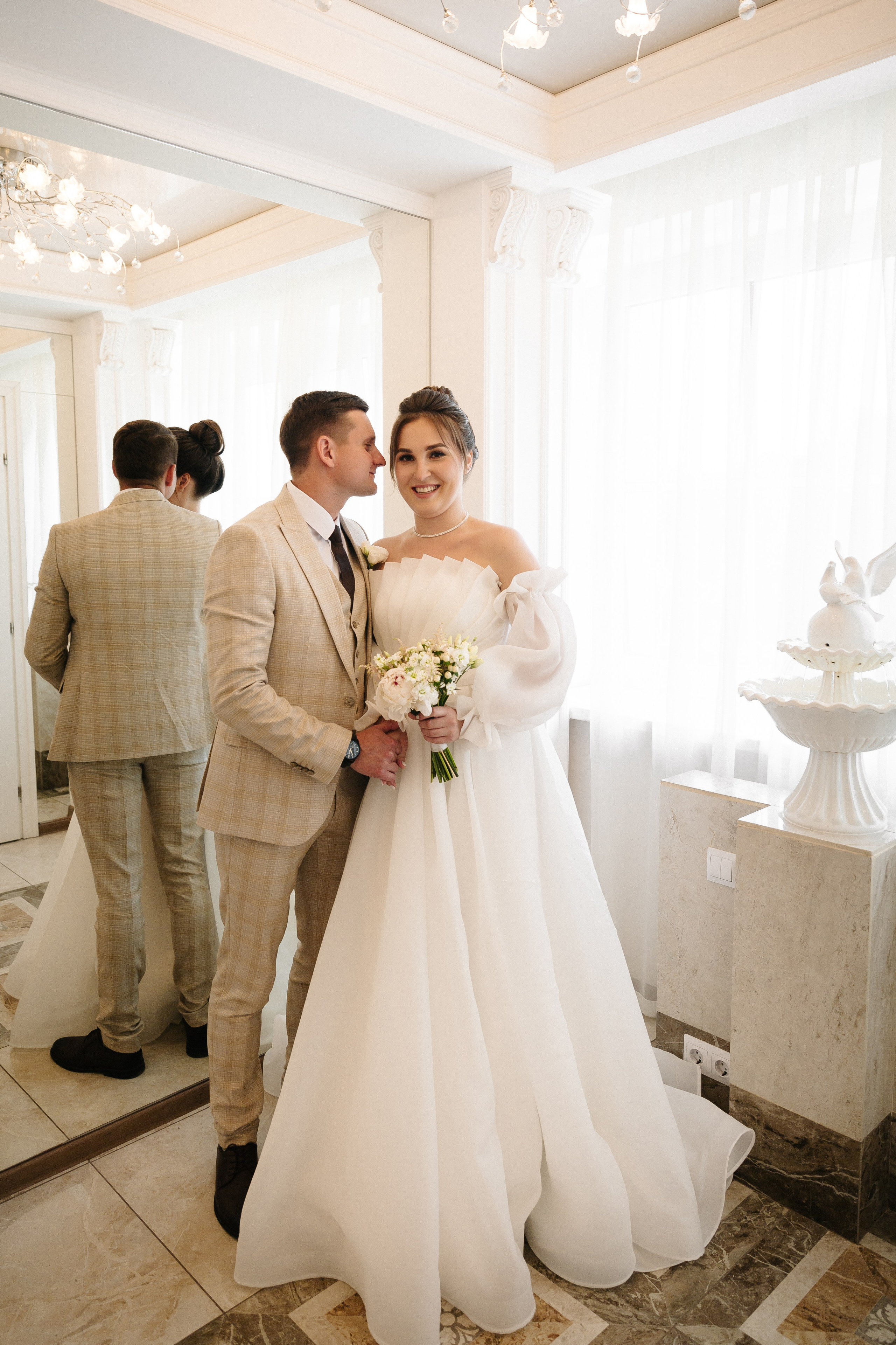 ДВОРЕЦ № 4 Петергоф | Июль, Нижний парк. Свадебный фотограф в Санкт-Петербурге Полина Корзухина