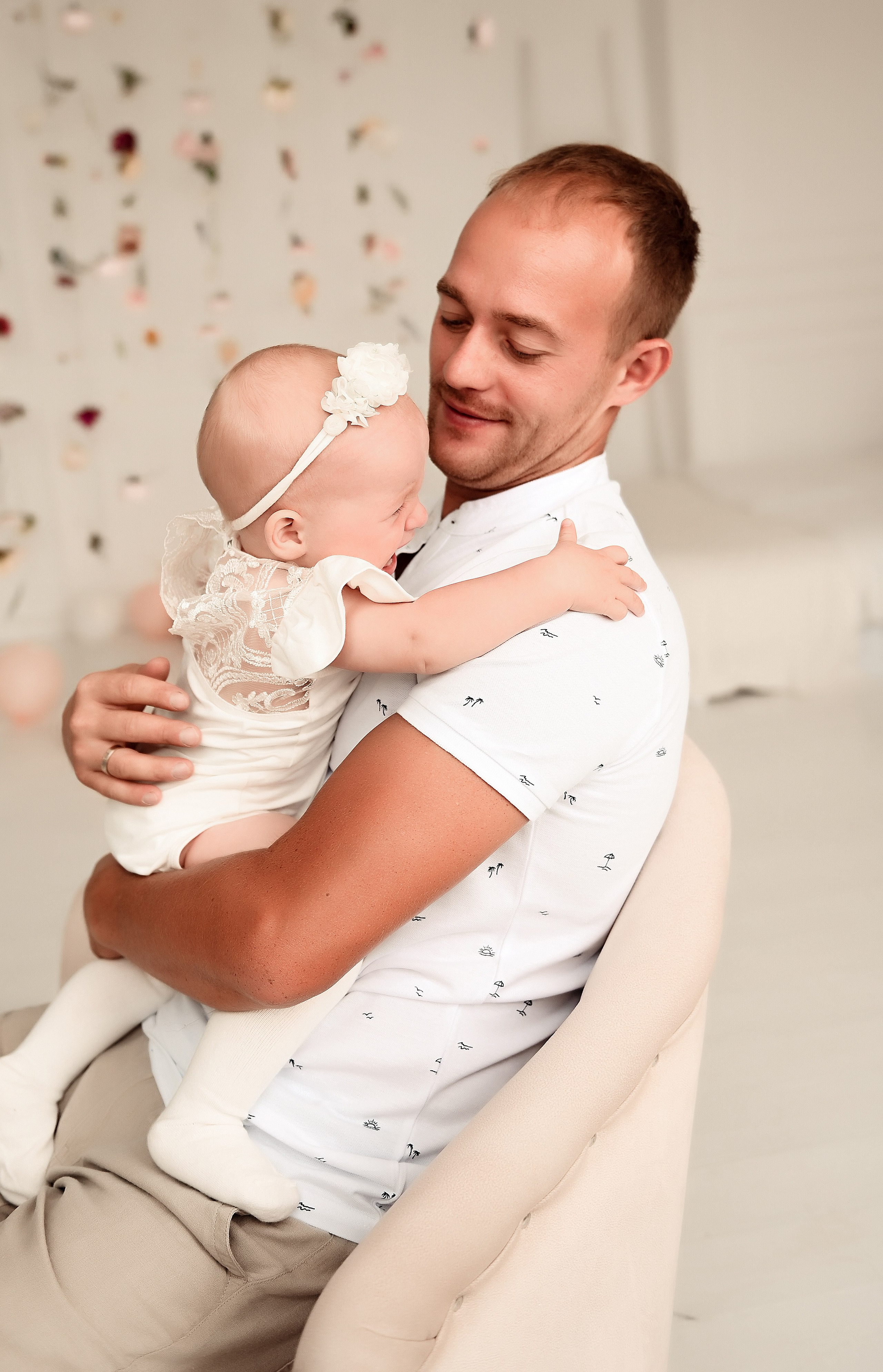 Студийные семейные, детские, индивидуальные фотосессии. Свадебный, семейный, детский, контент фотограф в Омске Максим Ильин