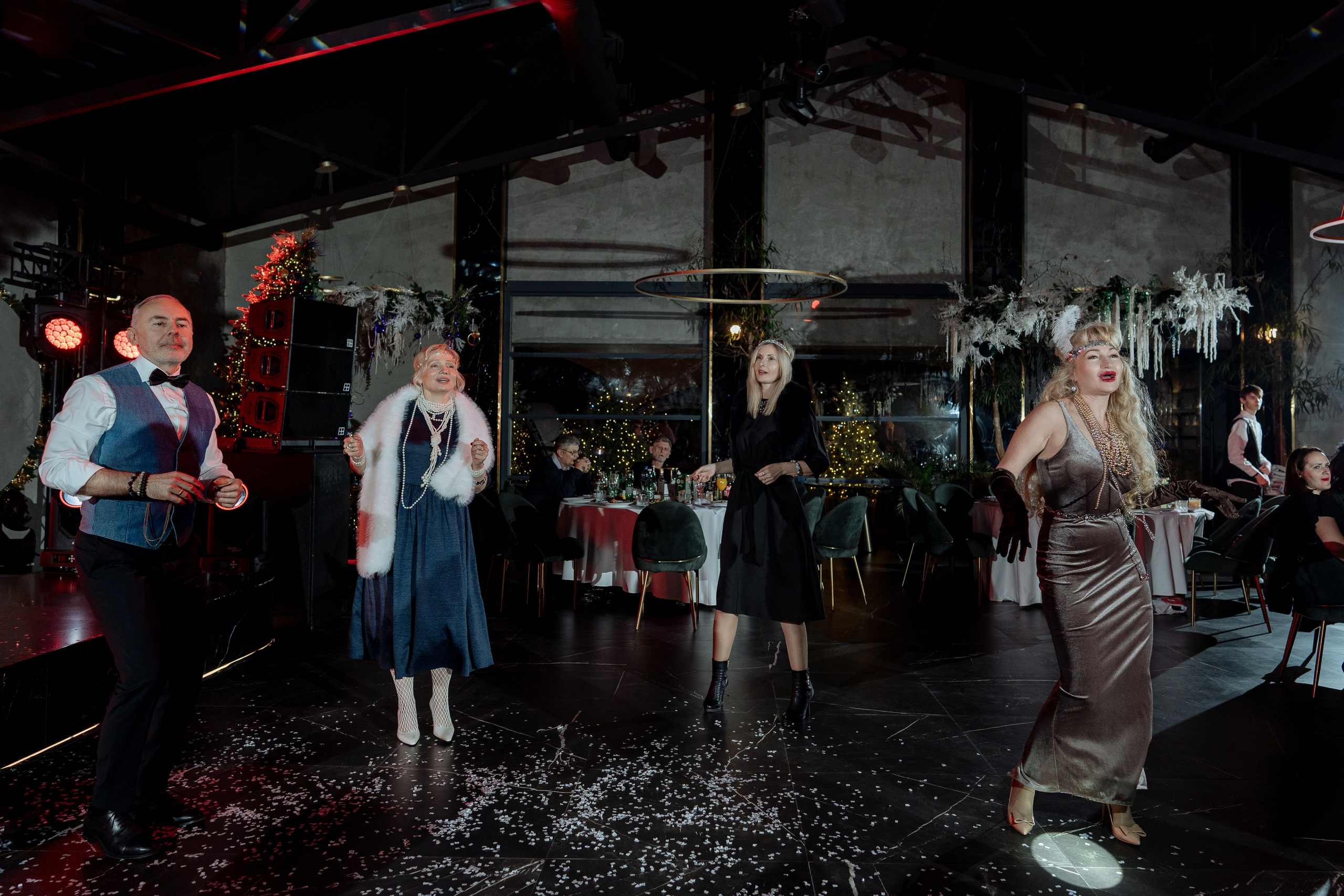 Альбион Тур