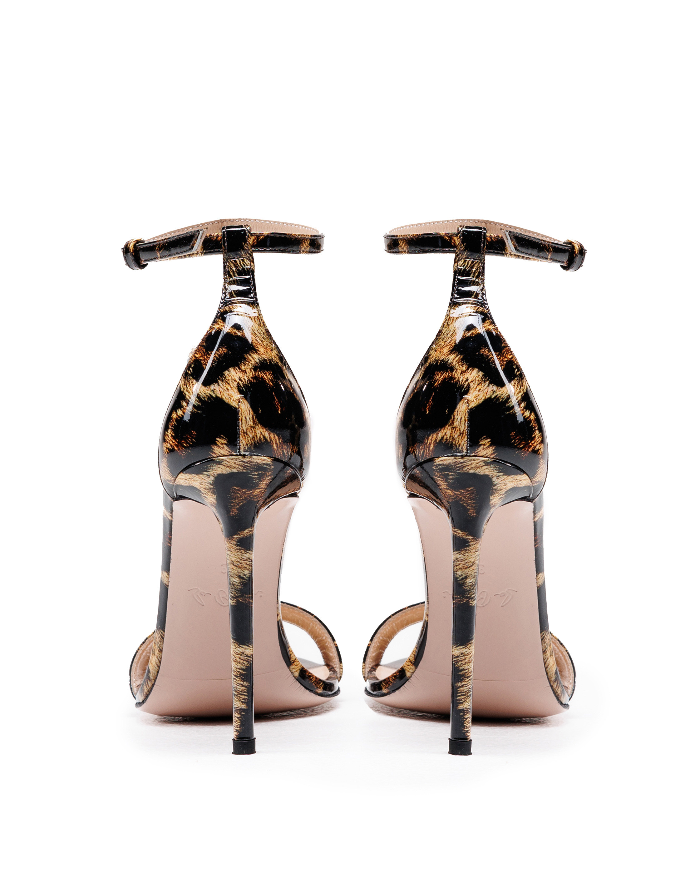 Съёмка для сайта бренда SoBreen. Коммерческий фотограф Андрей Тремасов