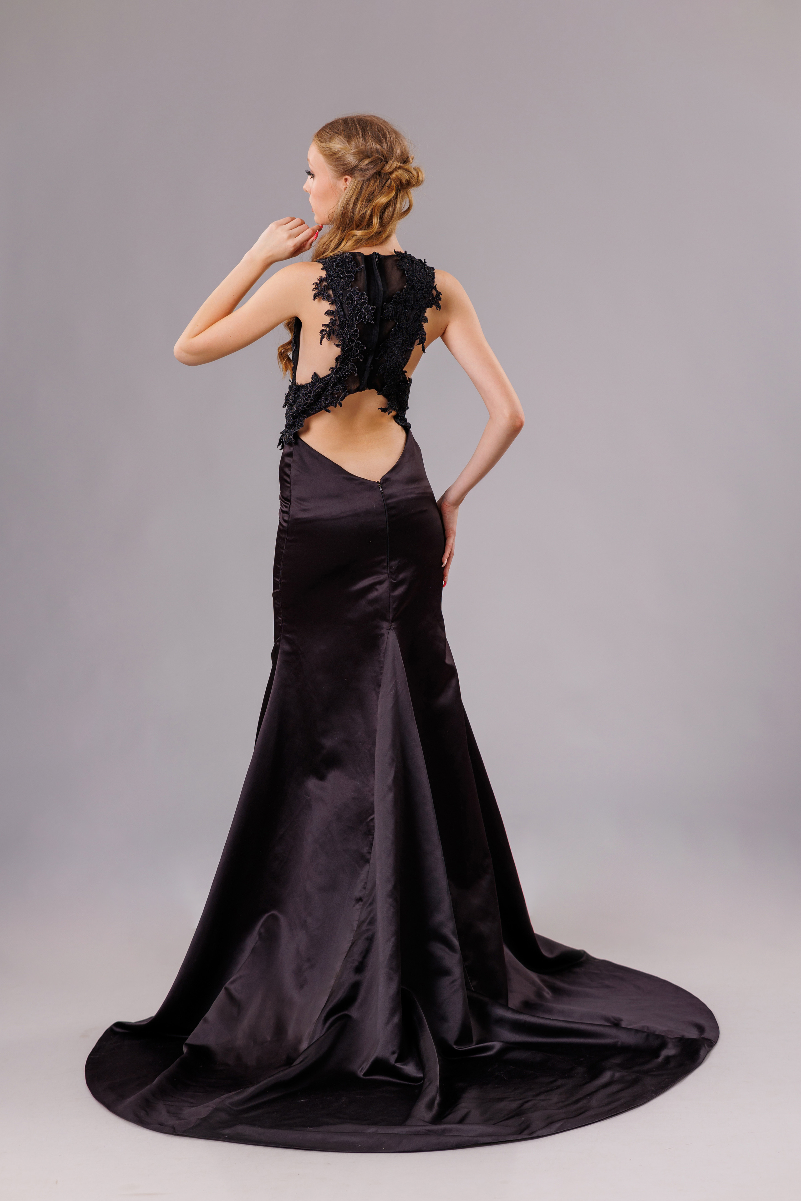 Съёмка платьев. Коммерческий фотограф Андрей Тремасов