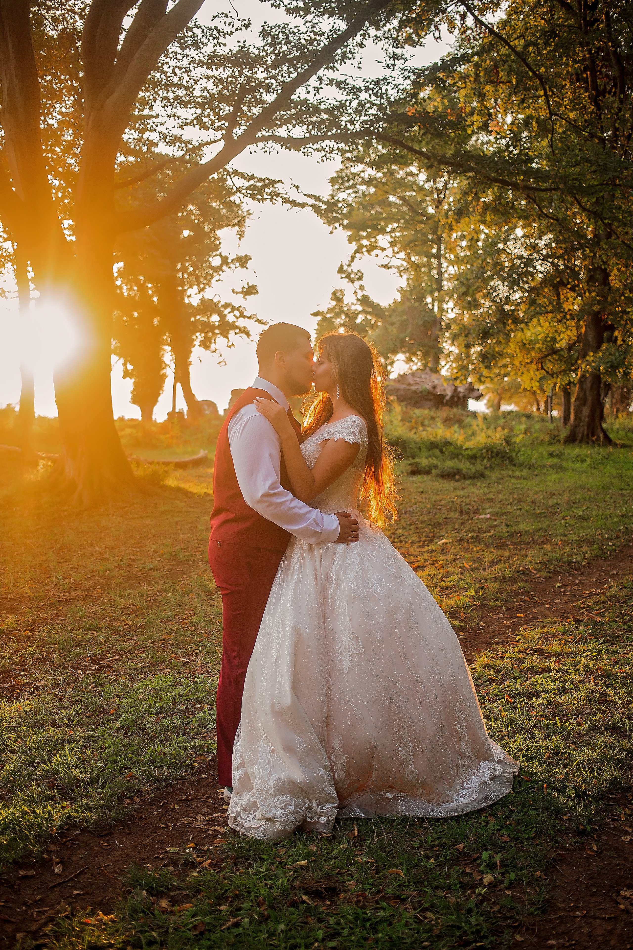 Свадебная фотоистория. Свадебный и семейный фотограф в Абхазии Эля Цишба