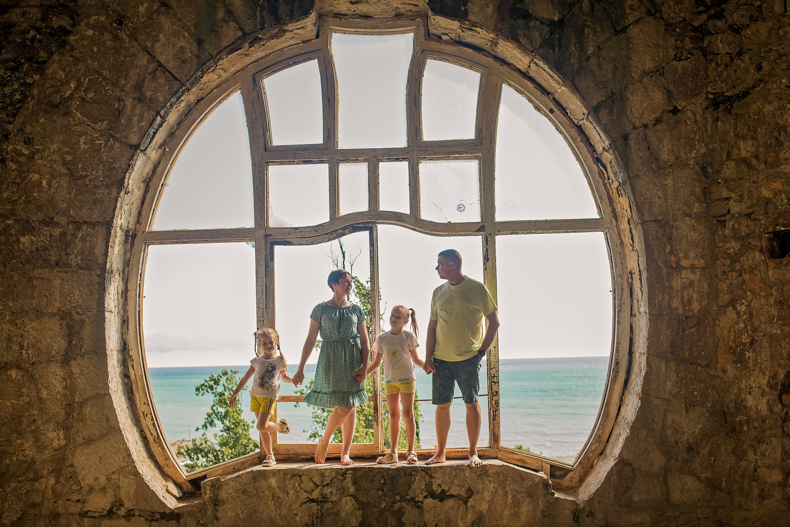 Замок принца Ольденбургского. Свадебный и семейный фотограф в Абхазии Эля Цишба