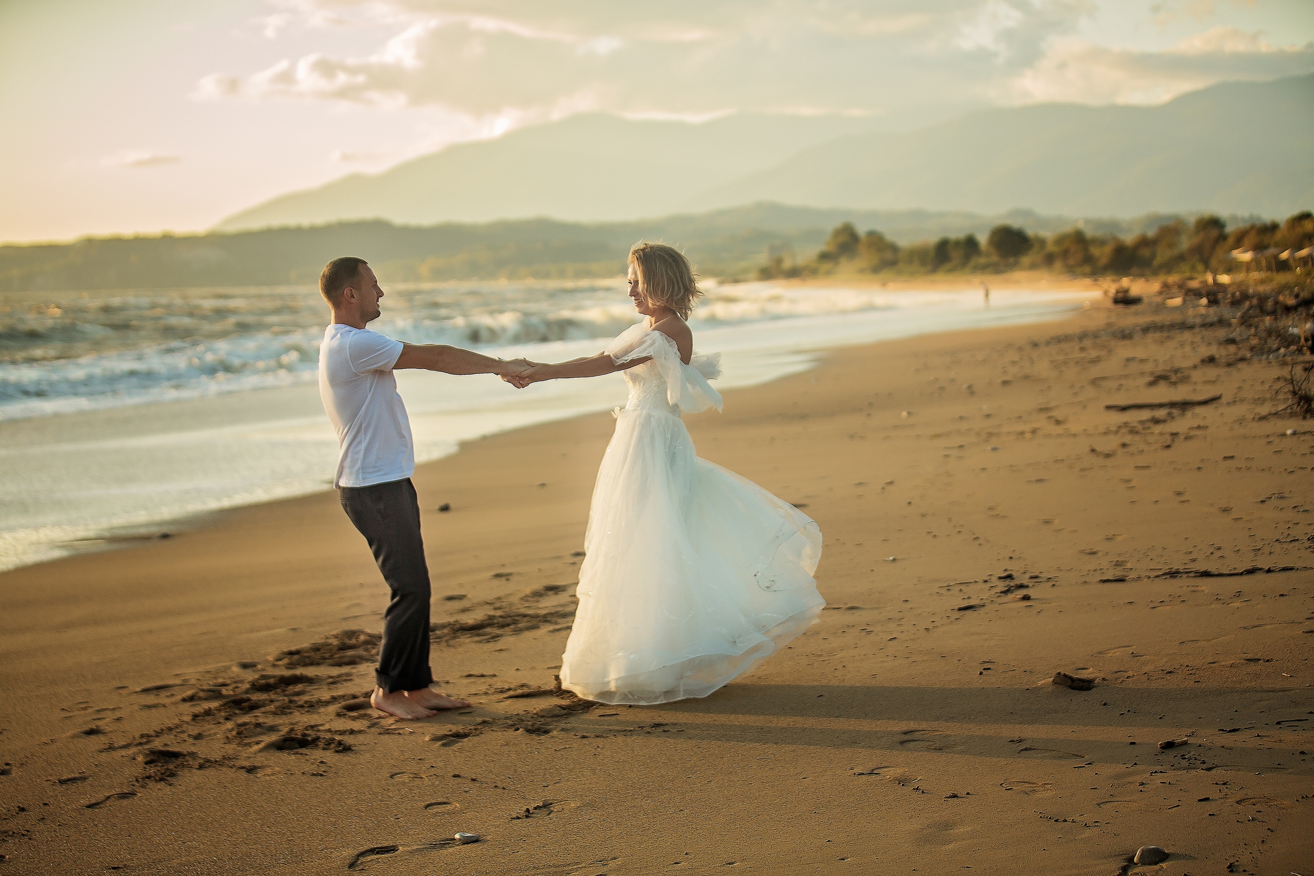 Свадебная сказка. Свадебный и семейный фотограф в Абхазии Эля Цишба