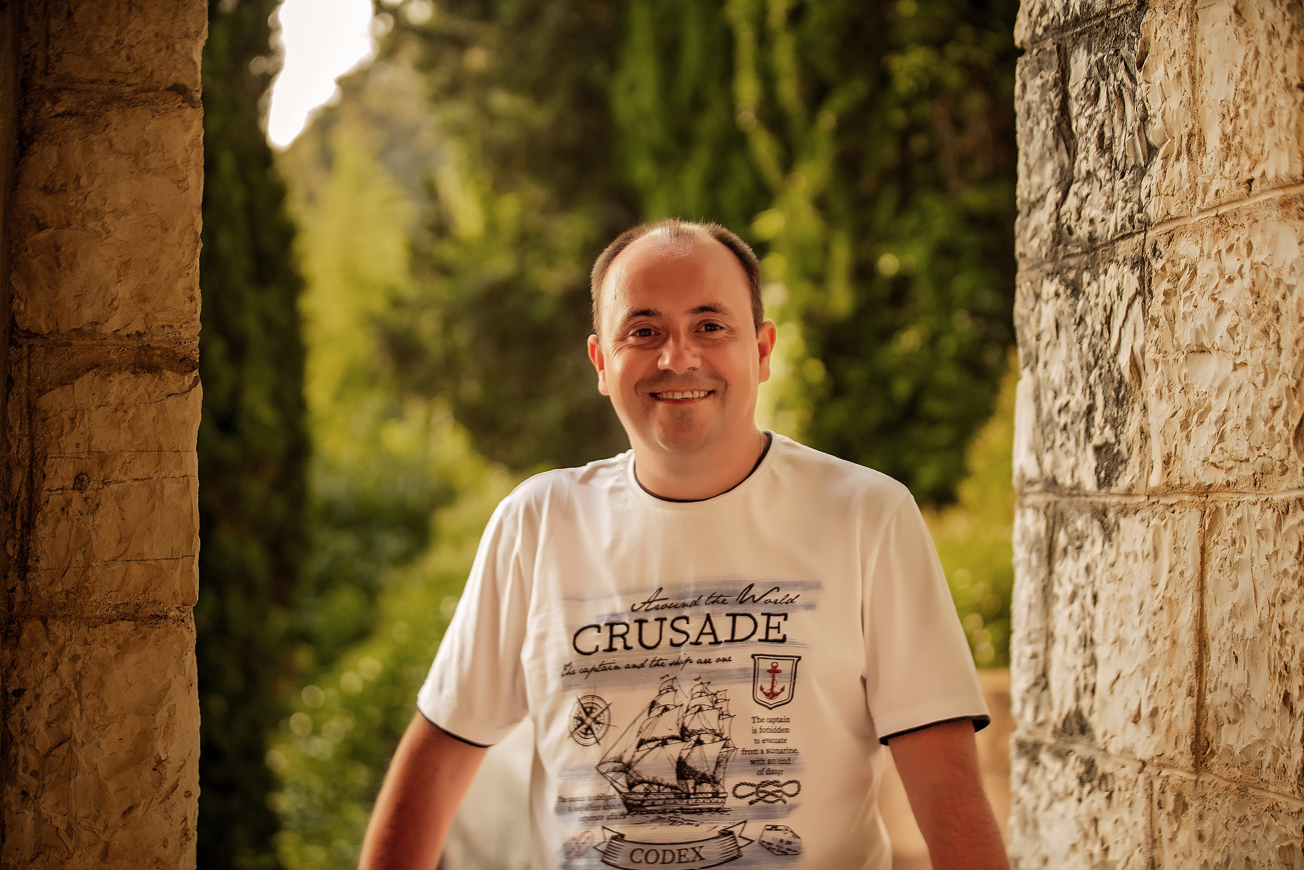 Семья на балконе Джульетты. Свадебный и семейный фотограф в Абхазии Эля Цишба