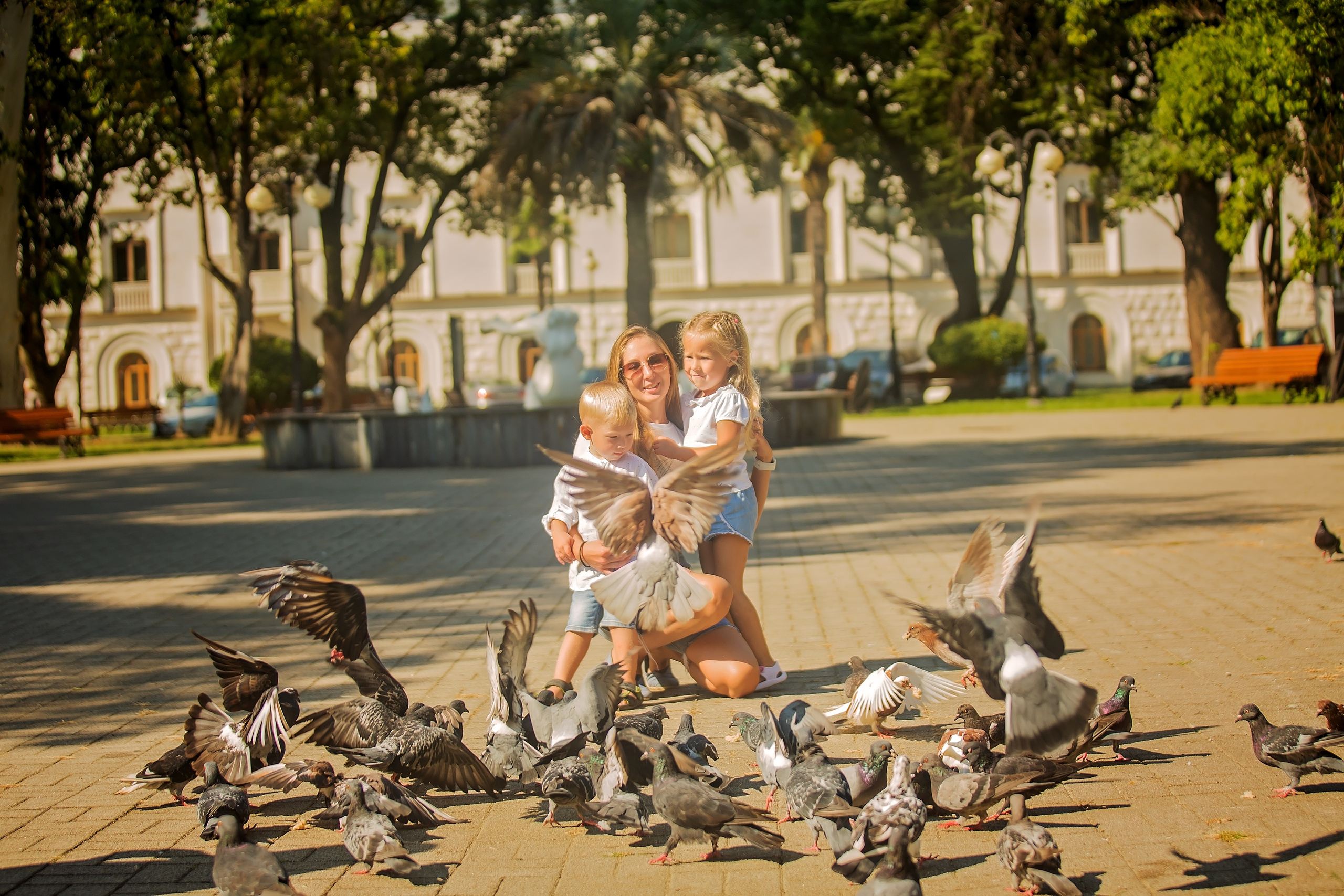 Прогулка по Сухумской Набережной. Свадебный и семейный фотограф в Абхазии Эля Цишба