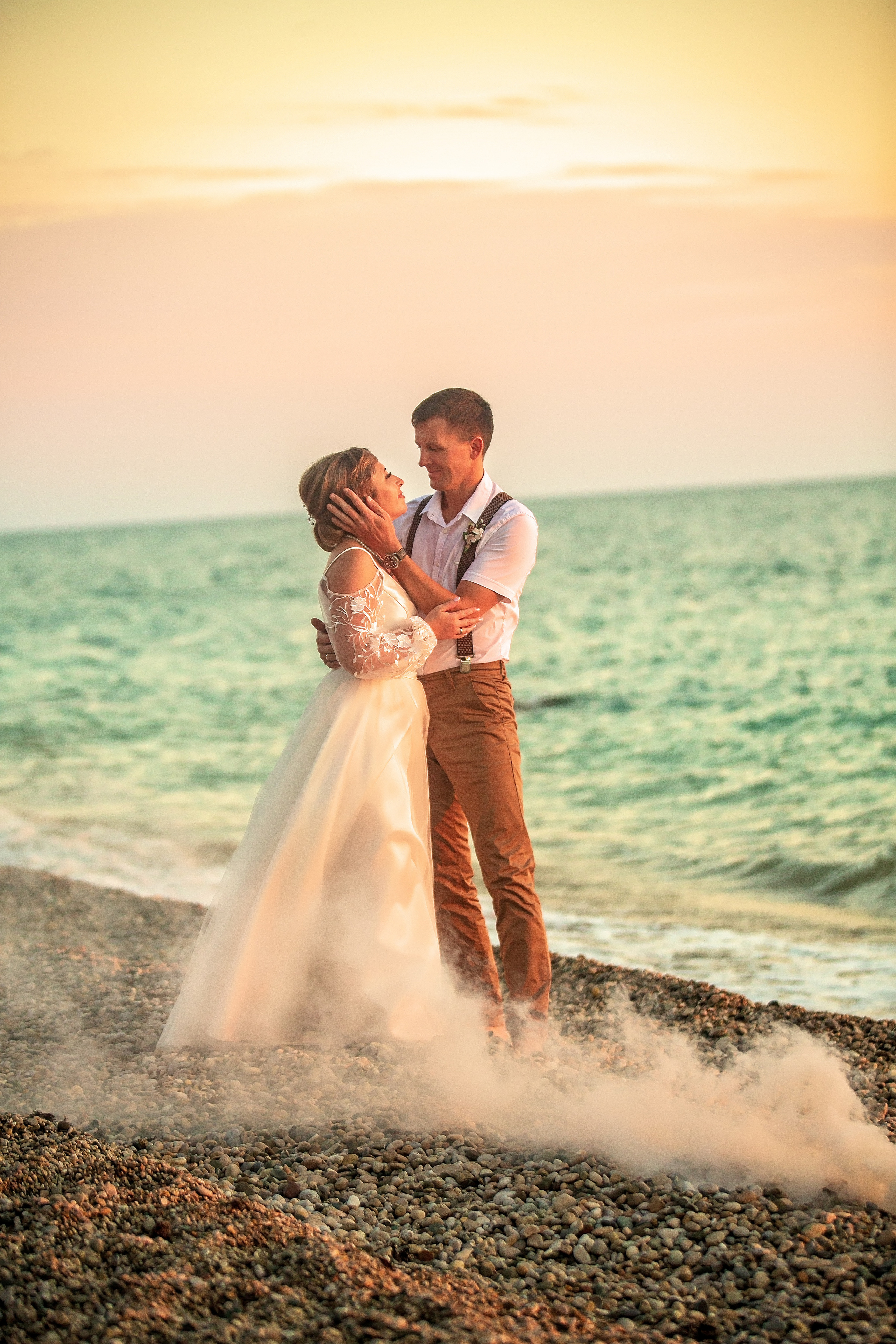 Свадебная фотоистория. Свадебный и семейный фотограф в Абхазии Эля Цишба