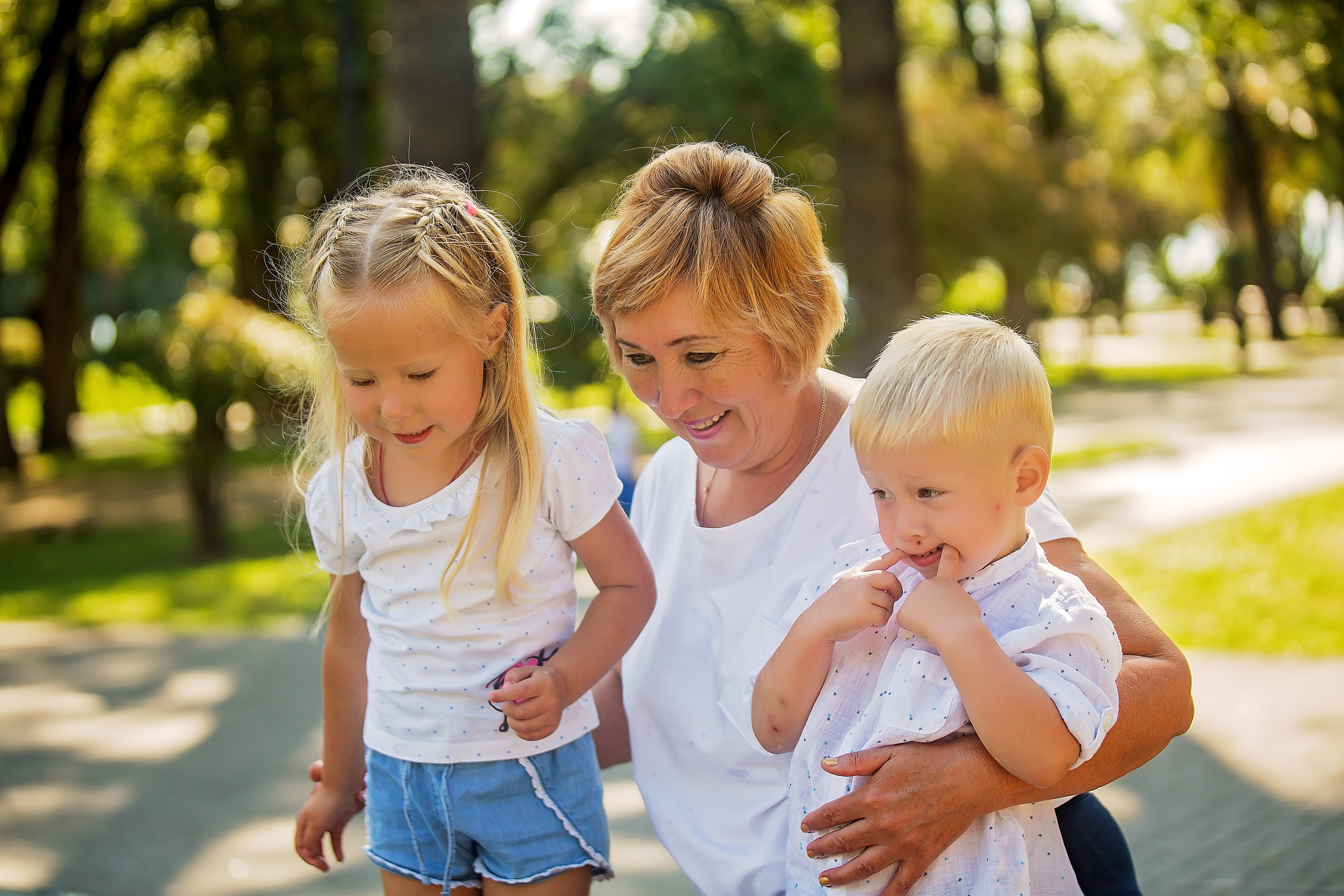 Прогулка по Сухумской Набережной. Свадебный и семейный фотограф в Абхазии Эля Цишба