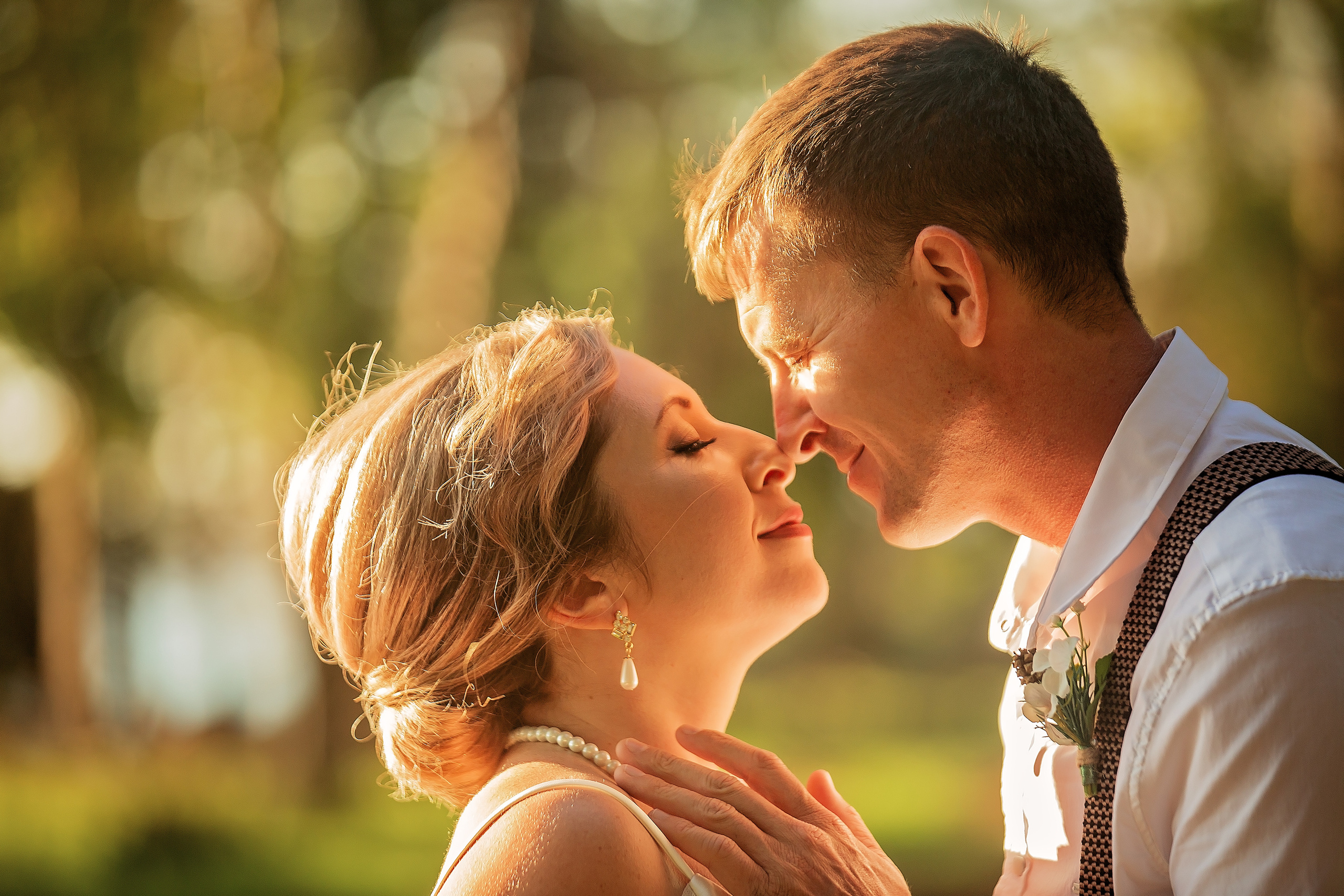 Свадебная фотоистория. Свадебный и семейный фотограф в Абхазии Эля Цишба