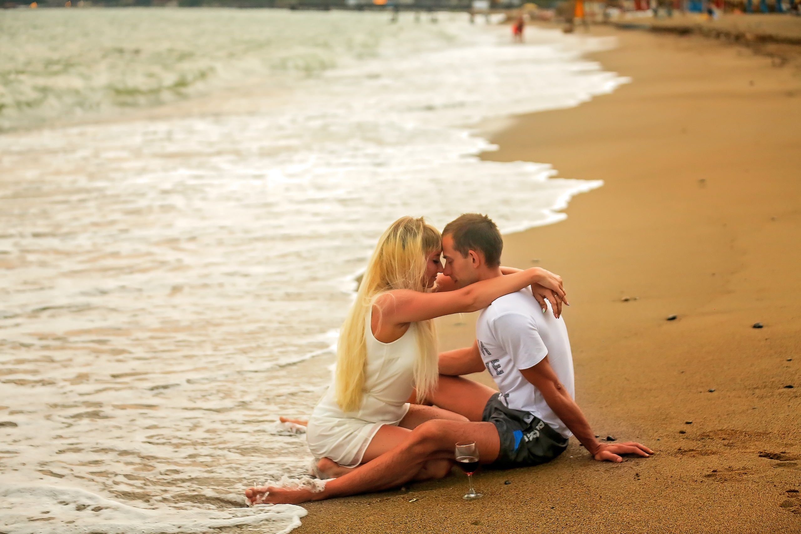 Только мы вдвоем…. Свадебный и семейный фотограф в Абхазии Эля Цишба