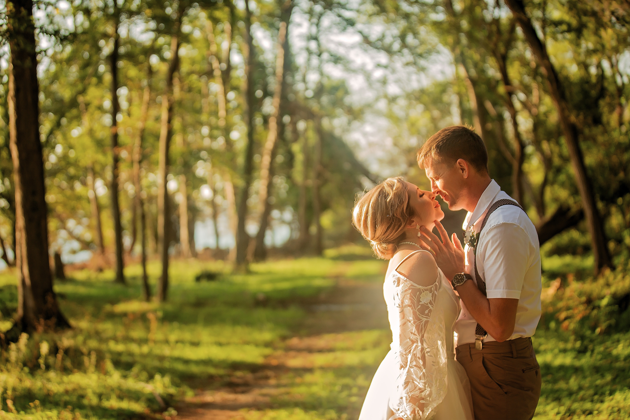 Свадебная фотоистория. Свадебный и семейный фотограф в Абхазии Эля Цишба